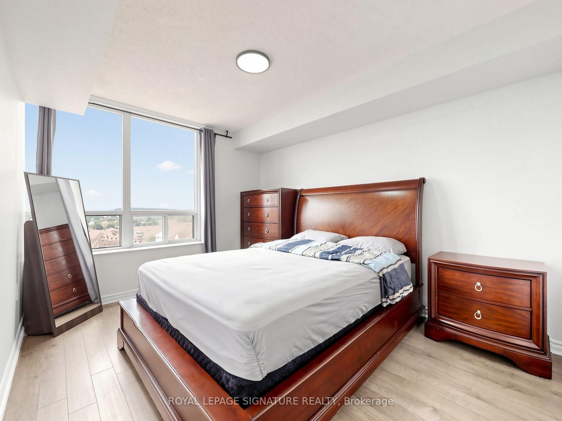55 Strathaven Drive 708 Property Photo 23