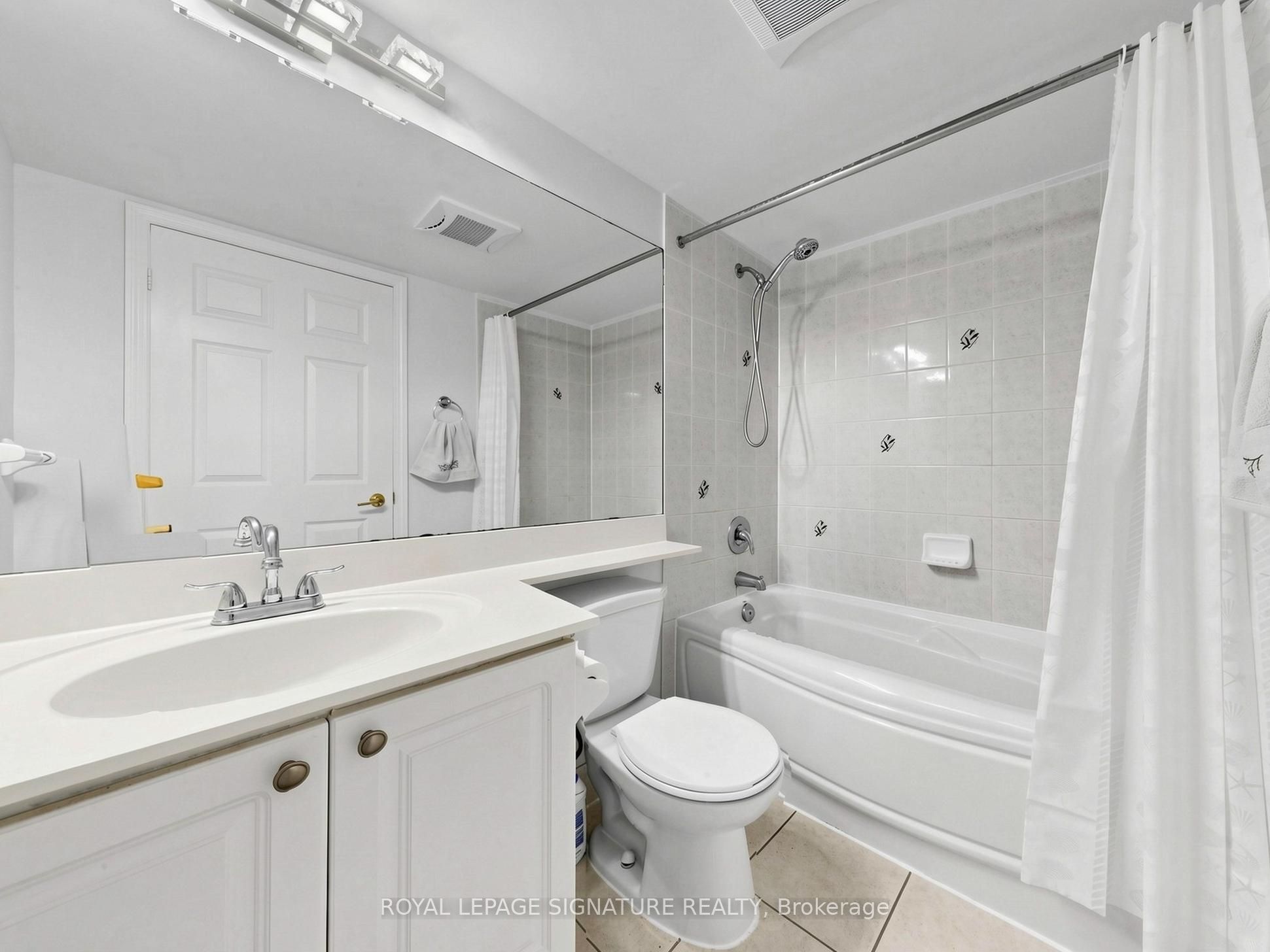 55 Strathaven Drive 708 Property Photo 26