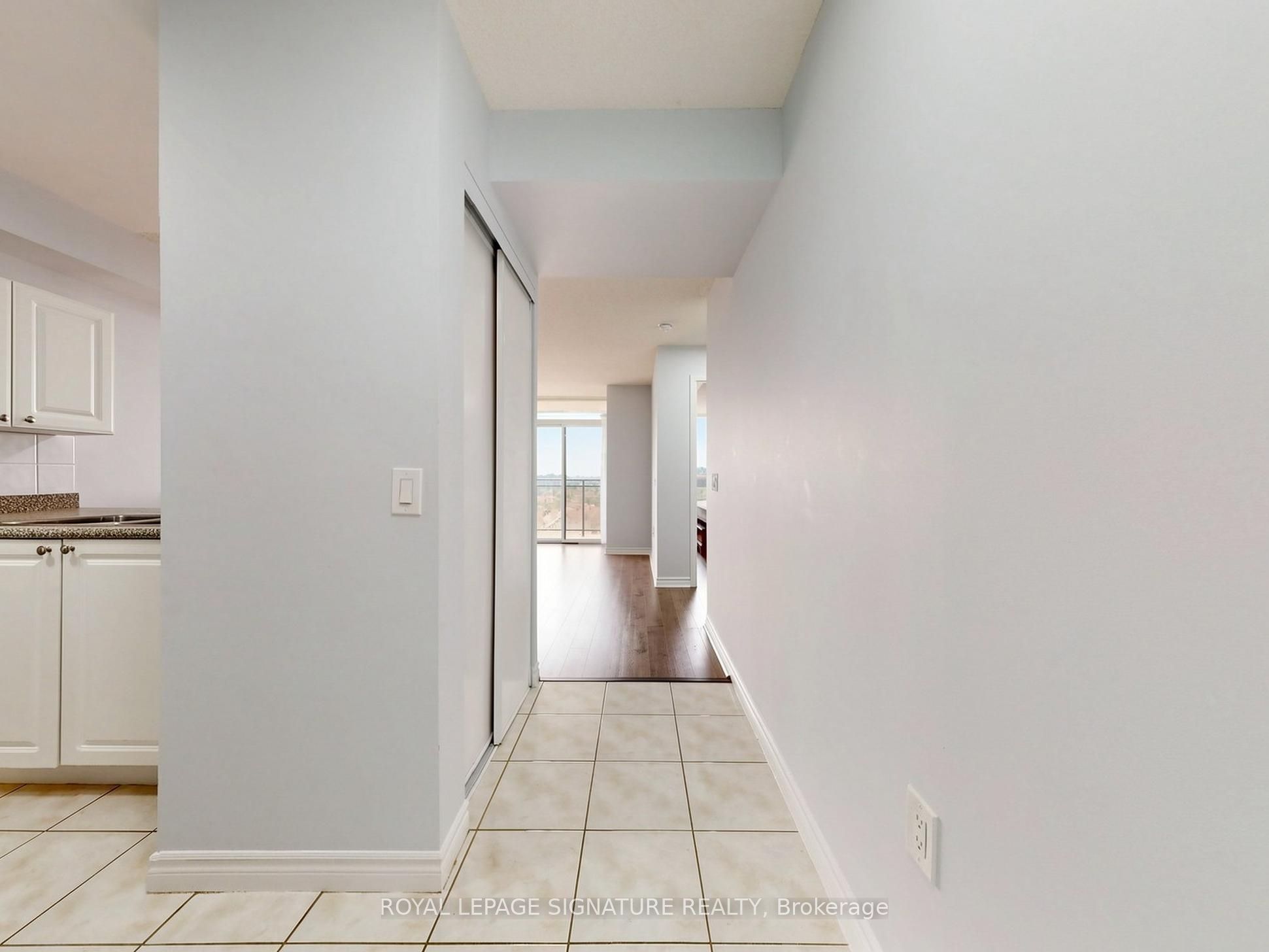 55 Strathaven Drive 708 Property Photo 28