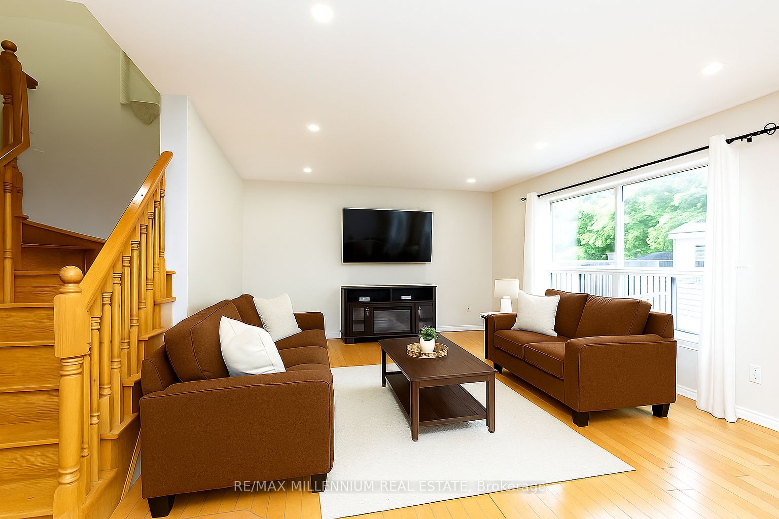 7 Graham Crescent Property Photo 4