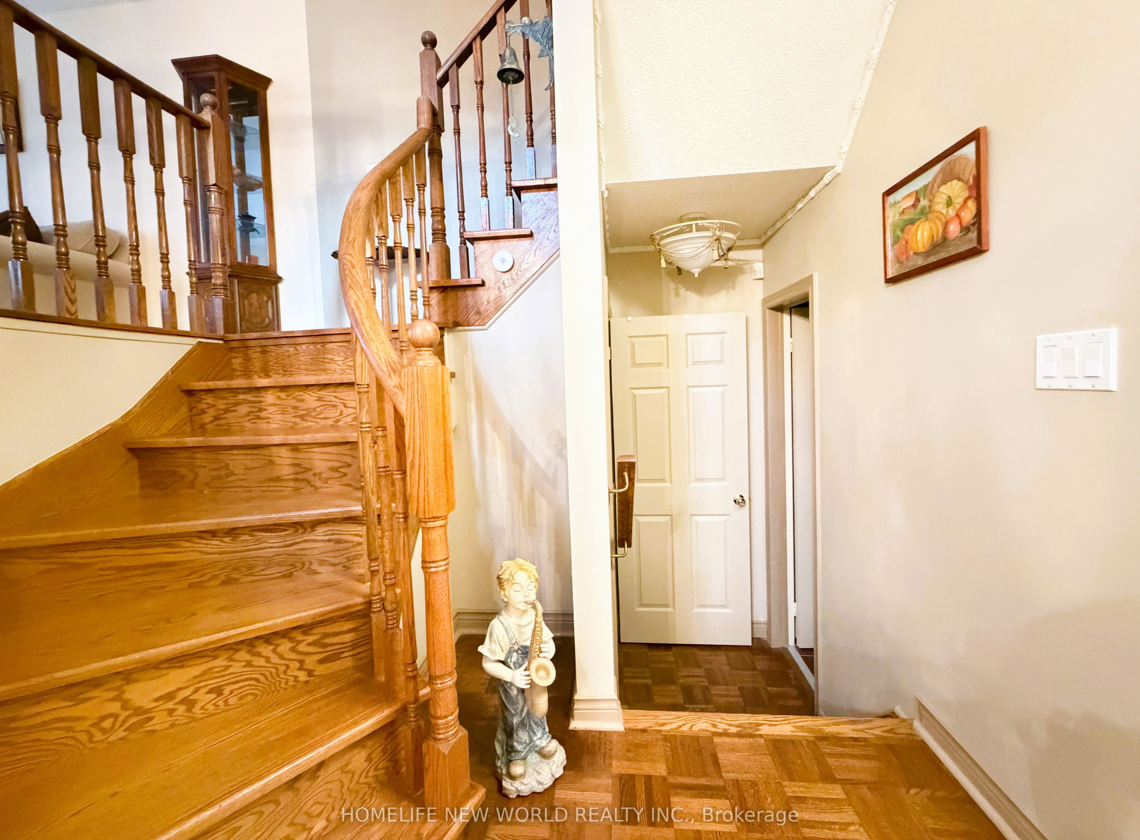 2326 Yorktown Circle Property Photo 14