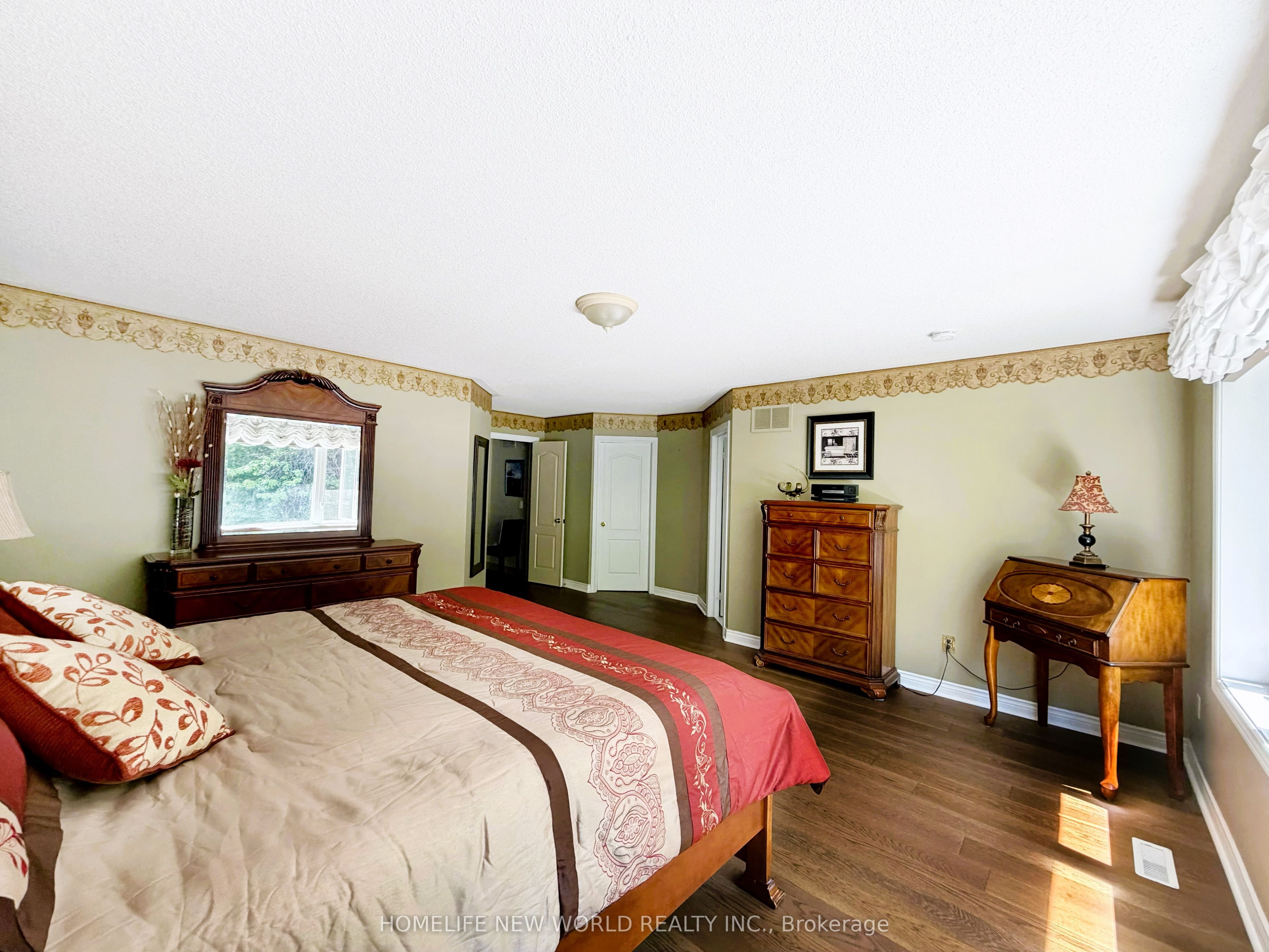 2326 Yorktown Circle Property Photo 19