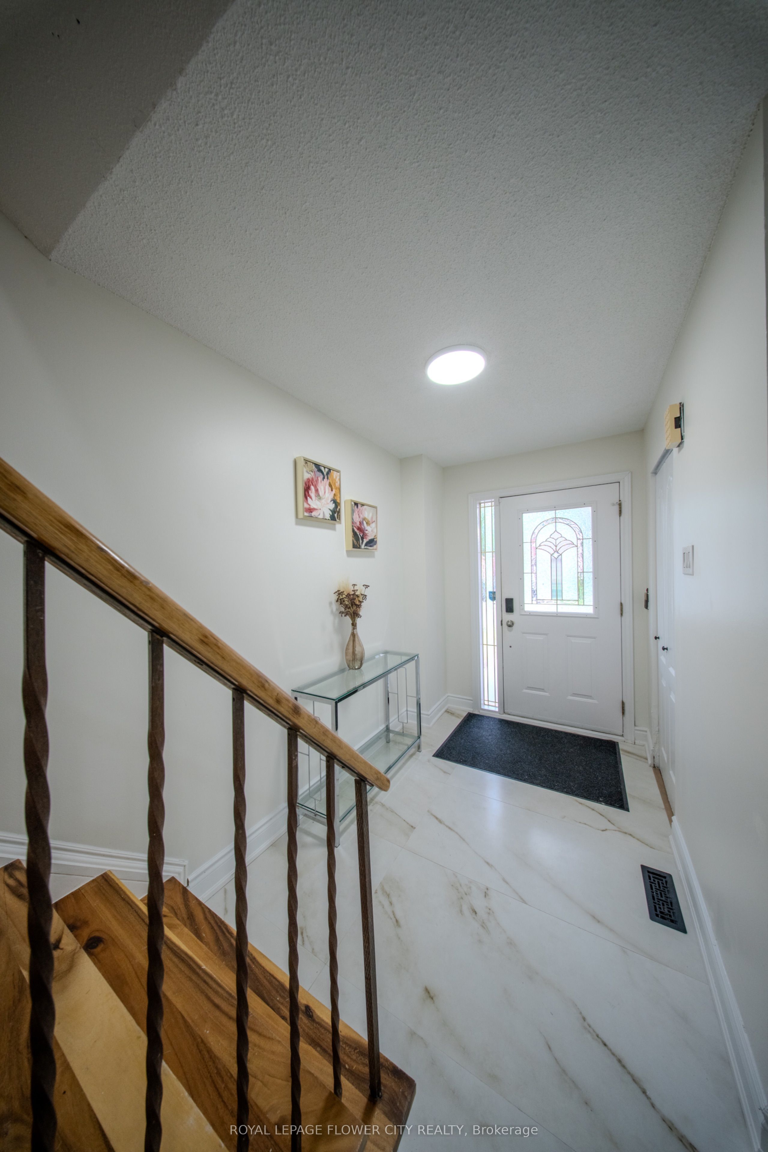 6 Crenshaw Crescent Property Photo 5