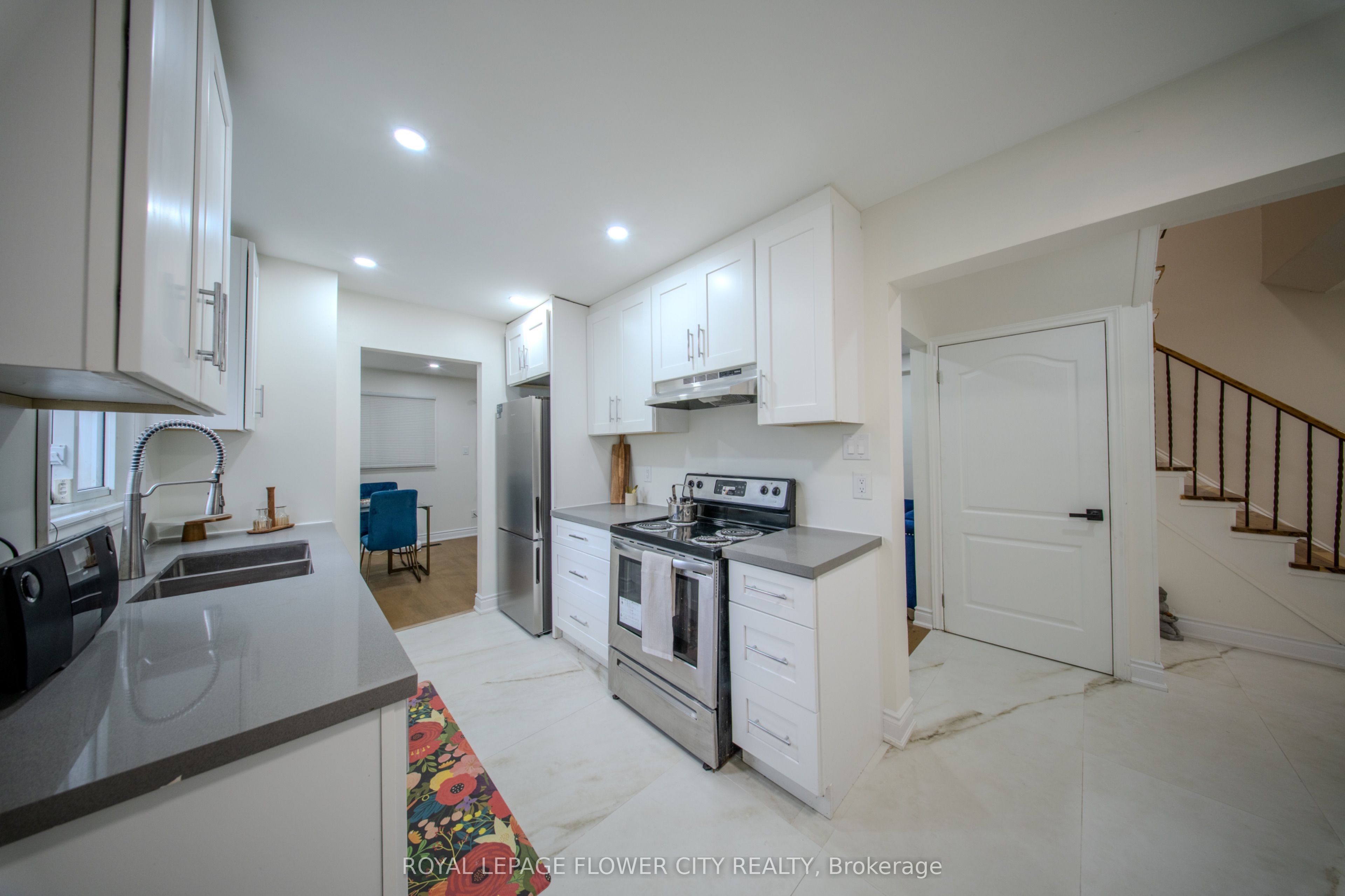 6 Crenshaw Crescent Property Photo 12