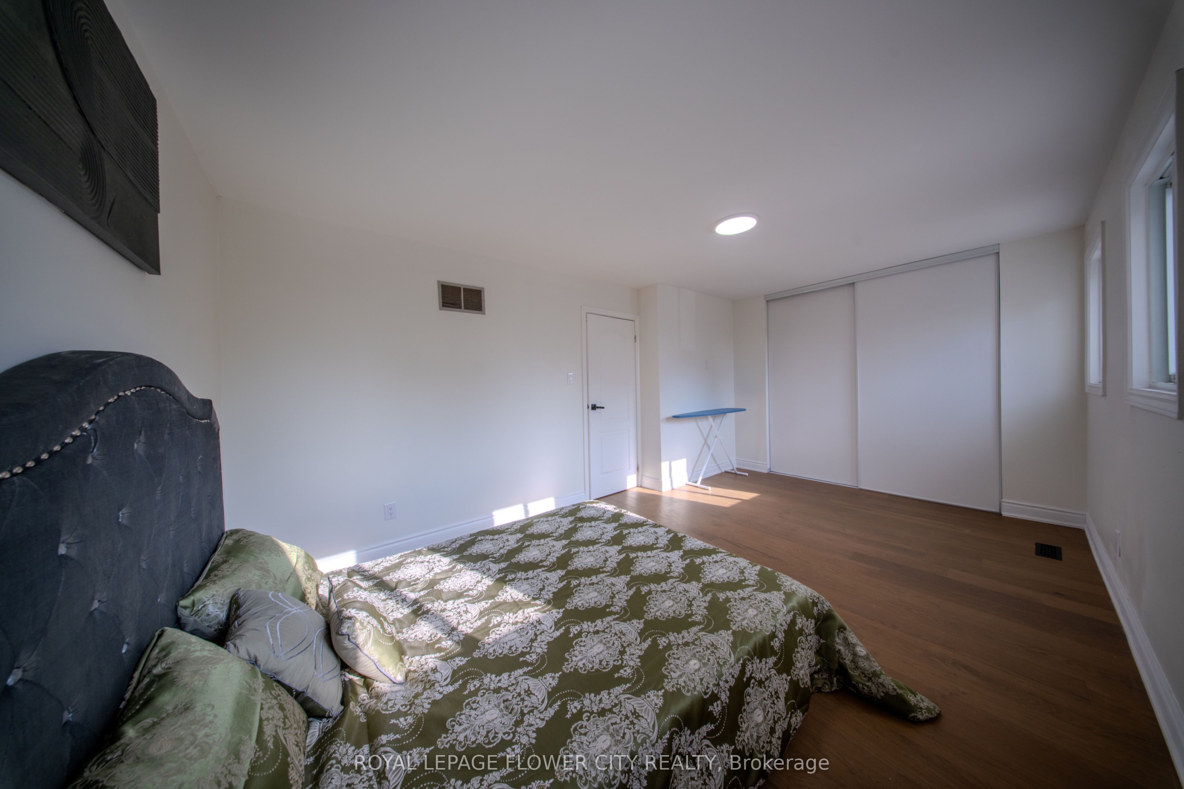 6 Crenshaw Crescent Property Photo 20