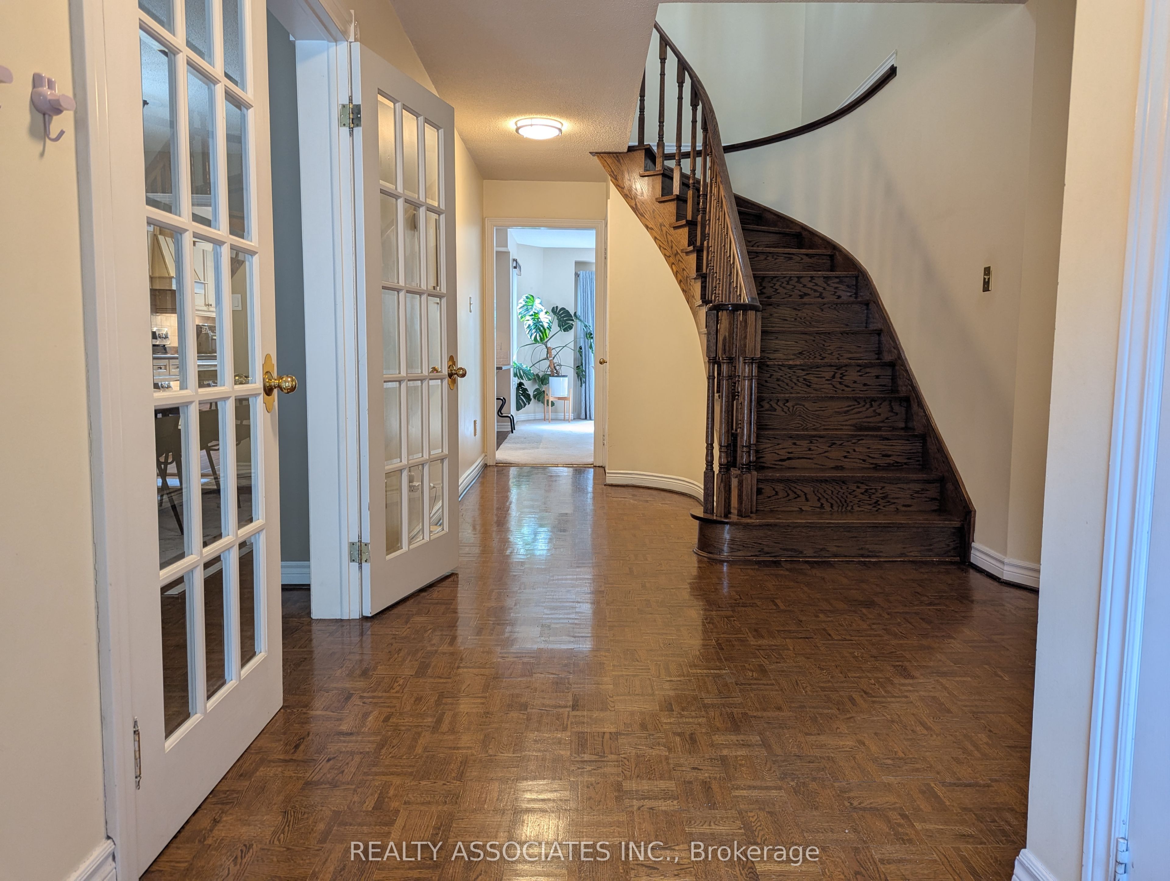 3279 Charlebrook Court Property Photo 4