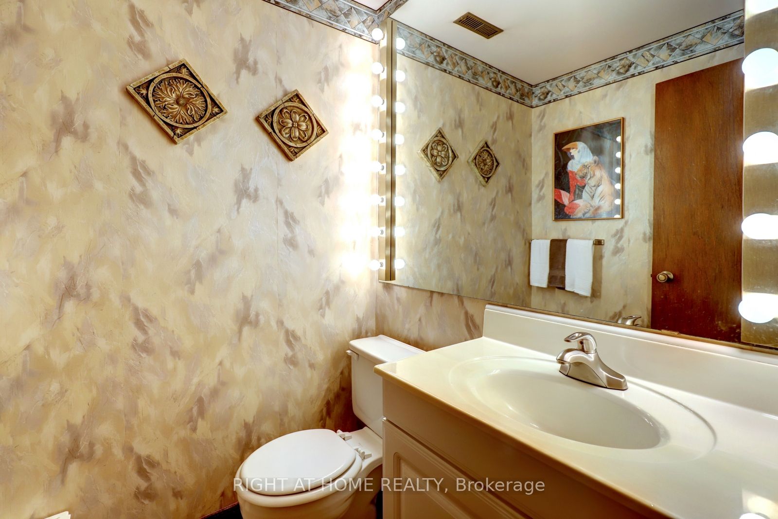 1412 Carmen Drive Property Photo 33