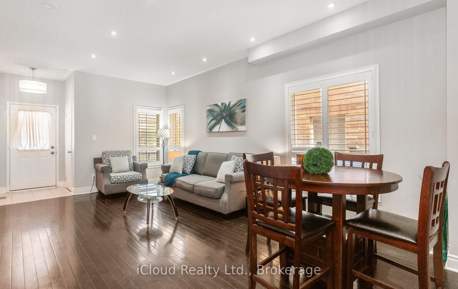 39 Flurry Circle Property Photo 10