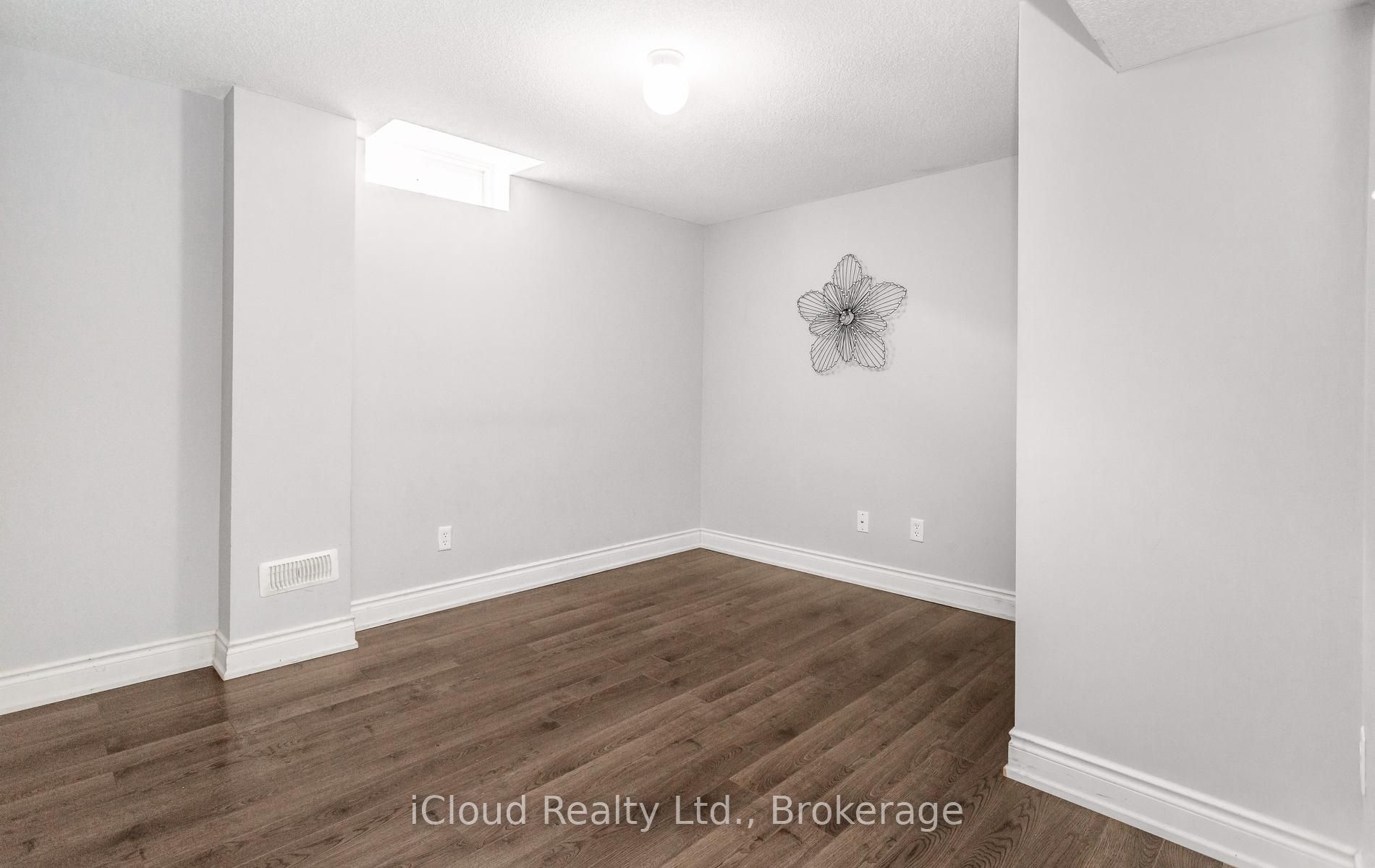 39 Flurry Circle Property Photo 30
