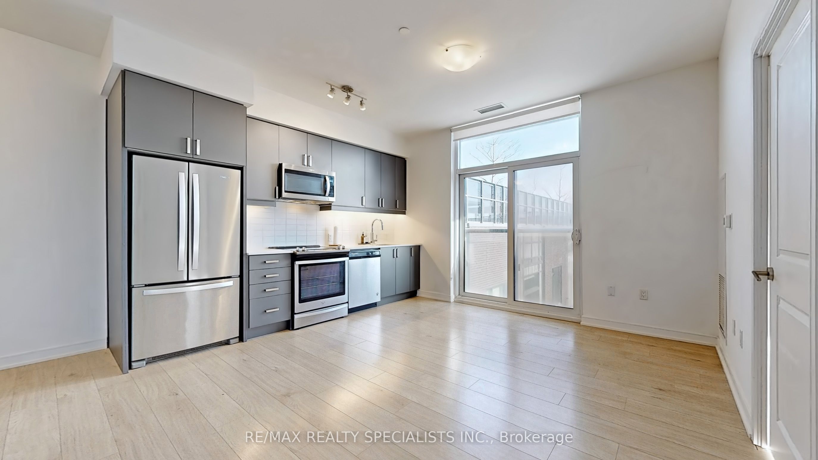 8 Nahani Way 321 Property Photo 9
