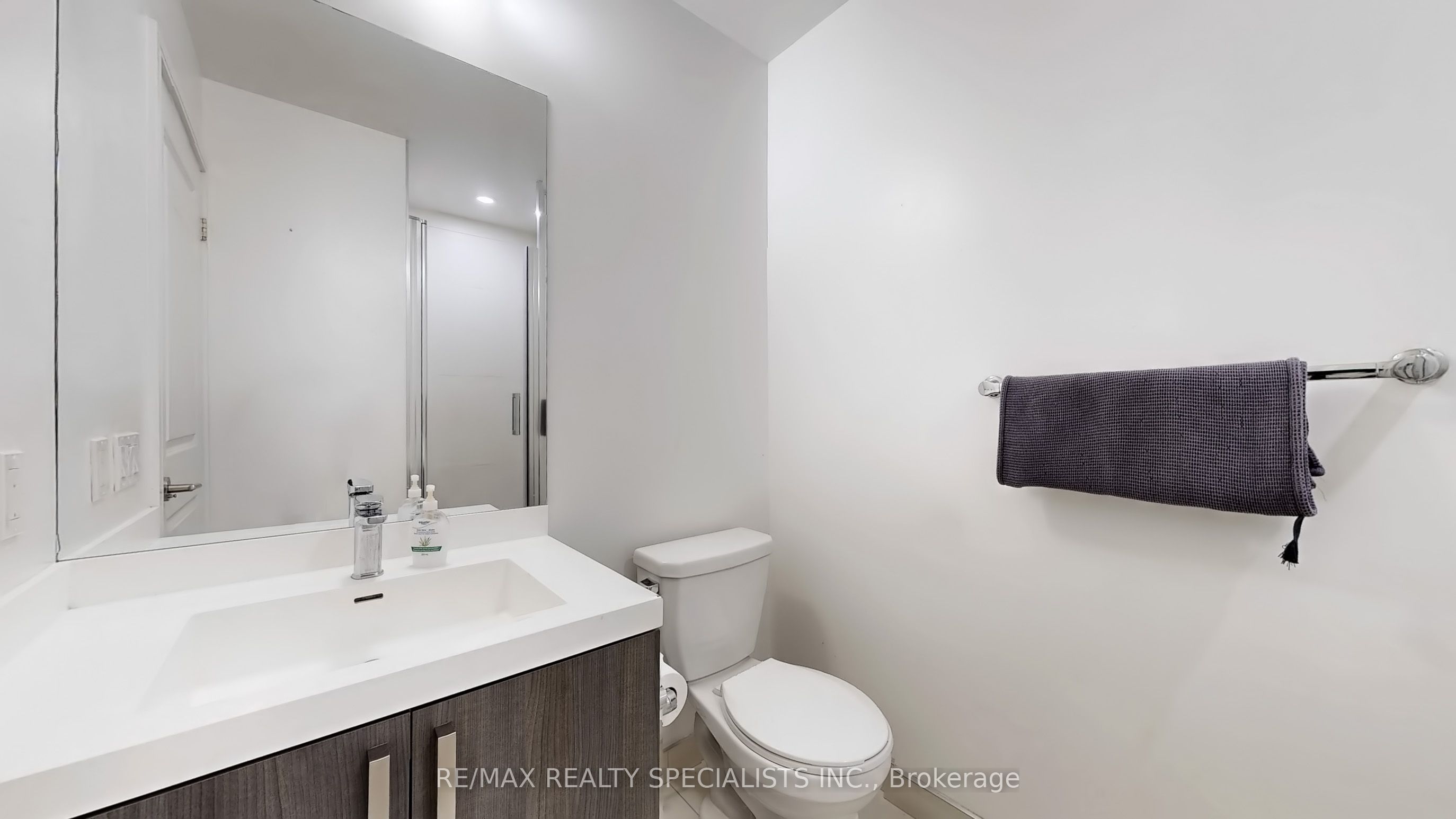 8 Nahani Way 321 Property Photo 20