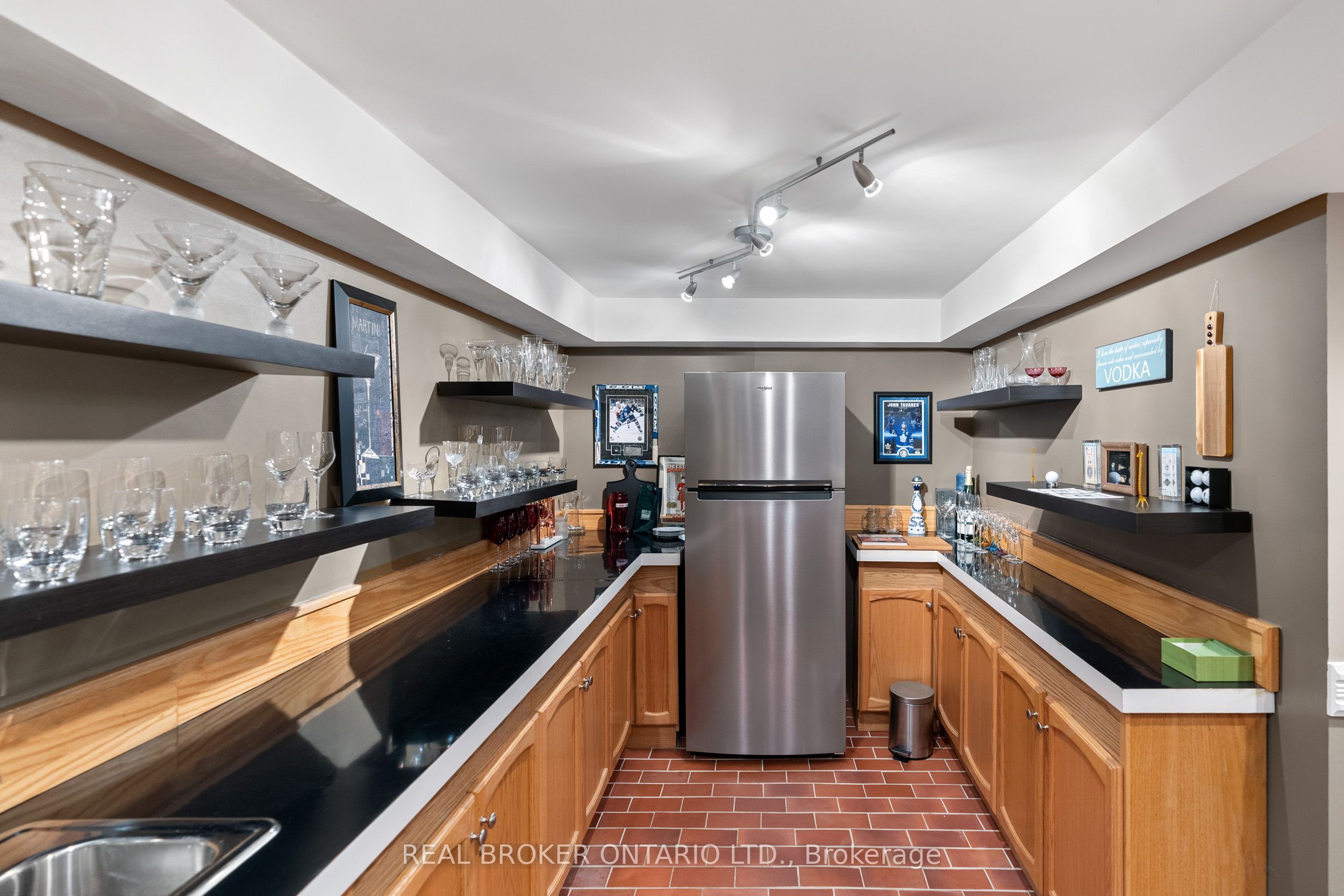 1291 Windrush Drive Property Photo 35