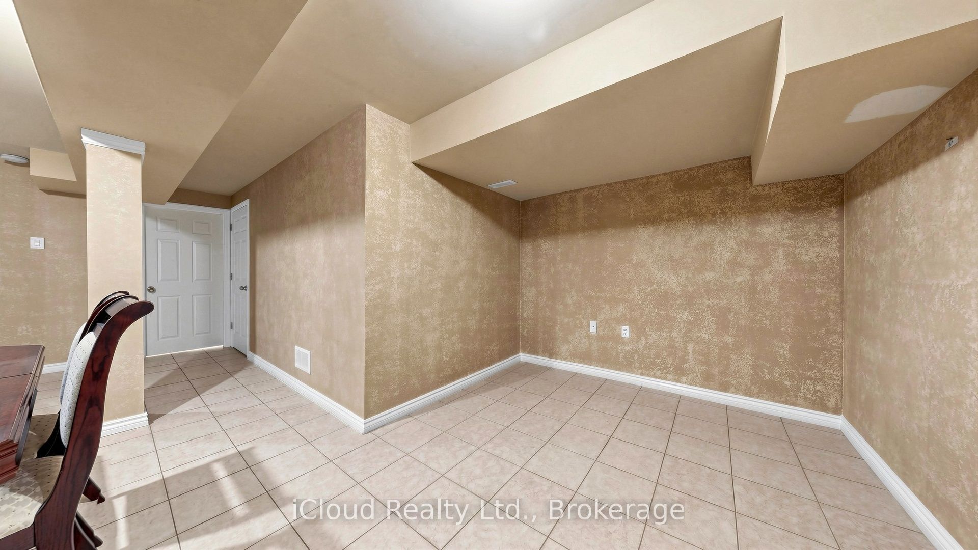 5661 Volpe Avenue Property Photo 25