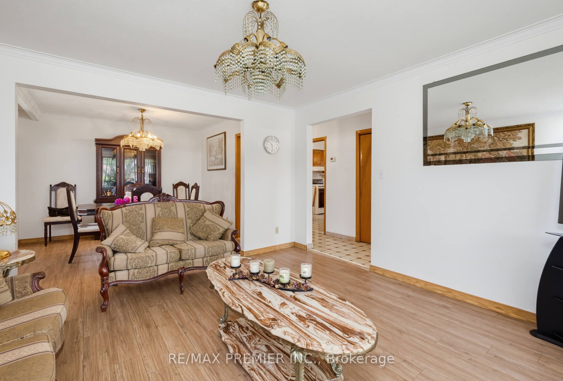 27 Whitfield Avenue Property Photo 6