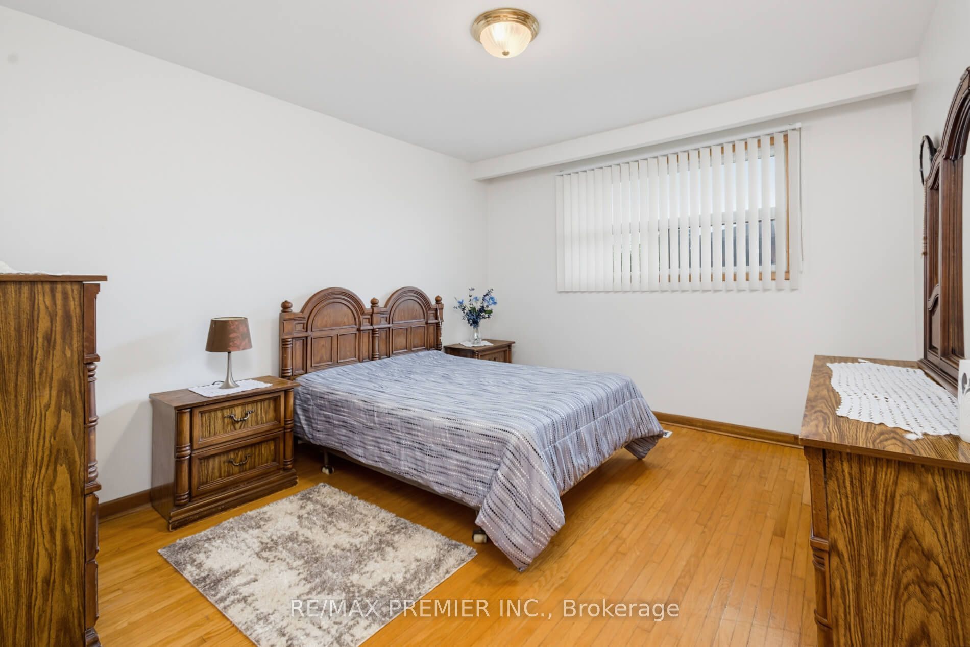 27 Whitfield Avenue Property Photo 11