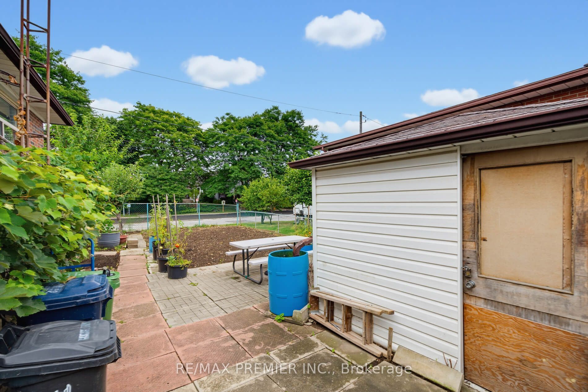 27 Whitfield Avenue Property Photo 21