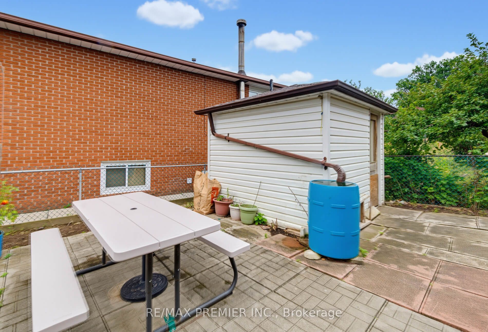 27 Whitfield Avenue Property Photo 23
