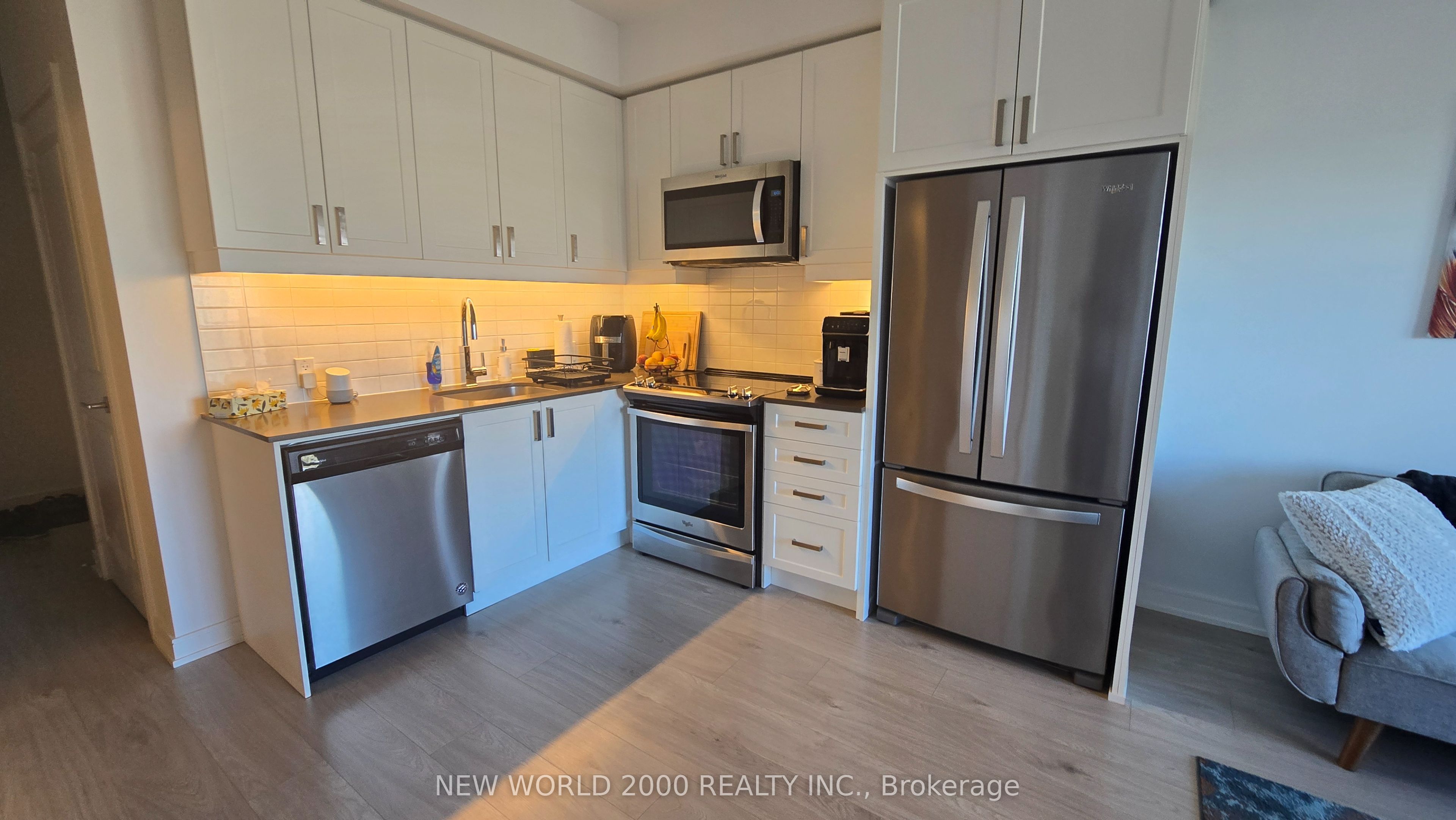 8 Nahani Way 1702 Property Photo 4