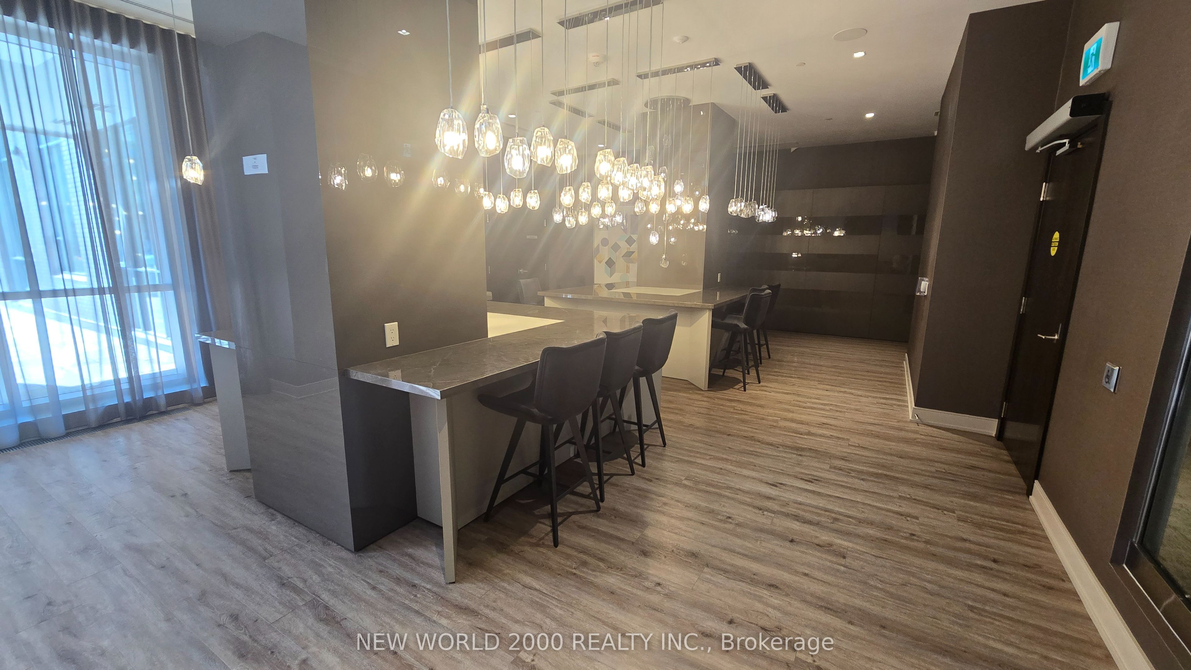 8 Nahani Way 1702 Property Photo 11