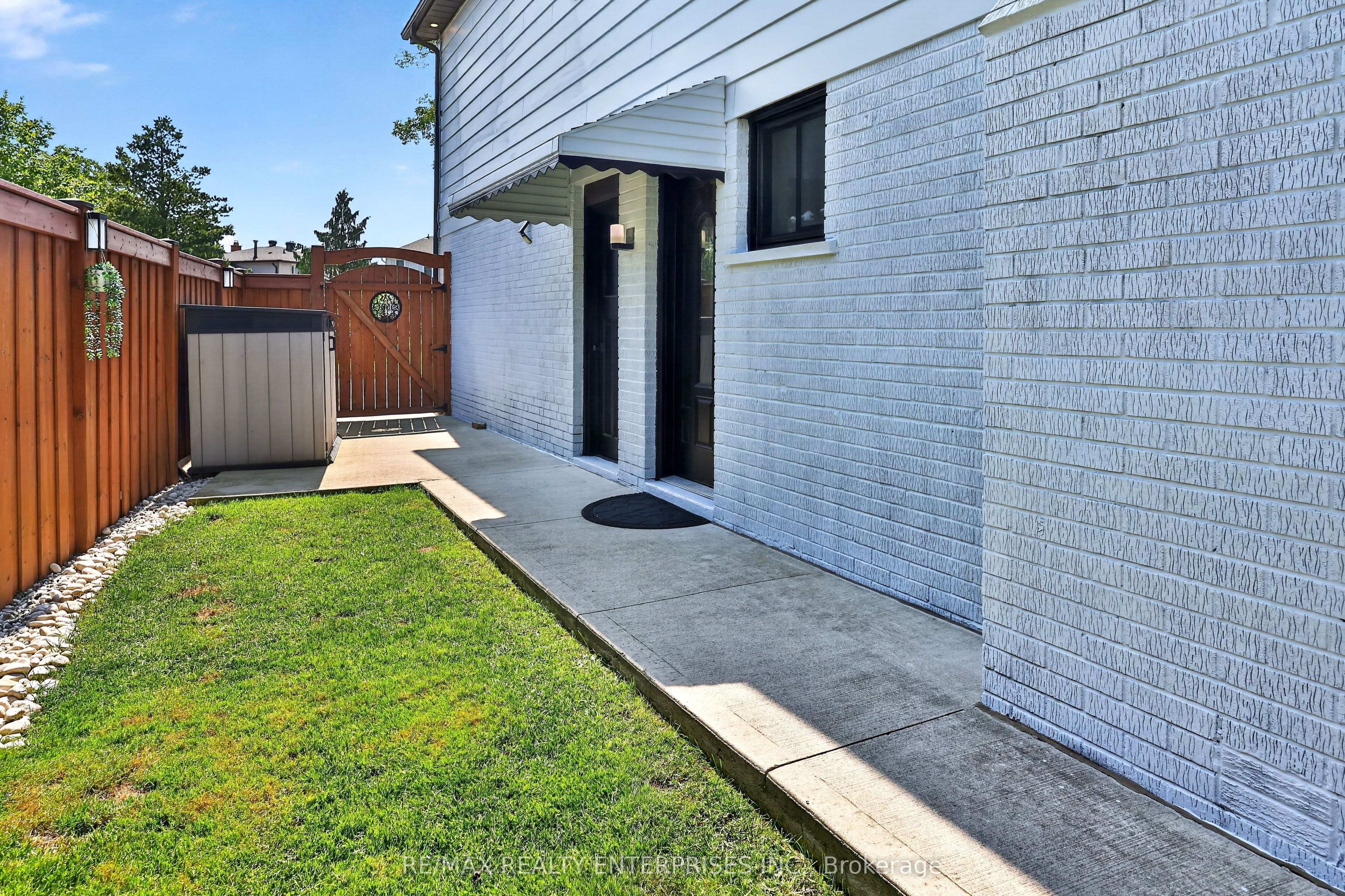 1873 Briarcrook Crescent Property Photo 42
