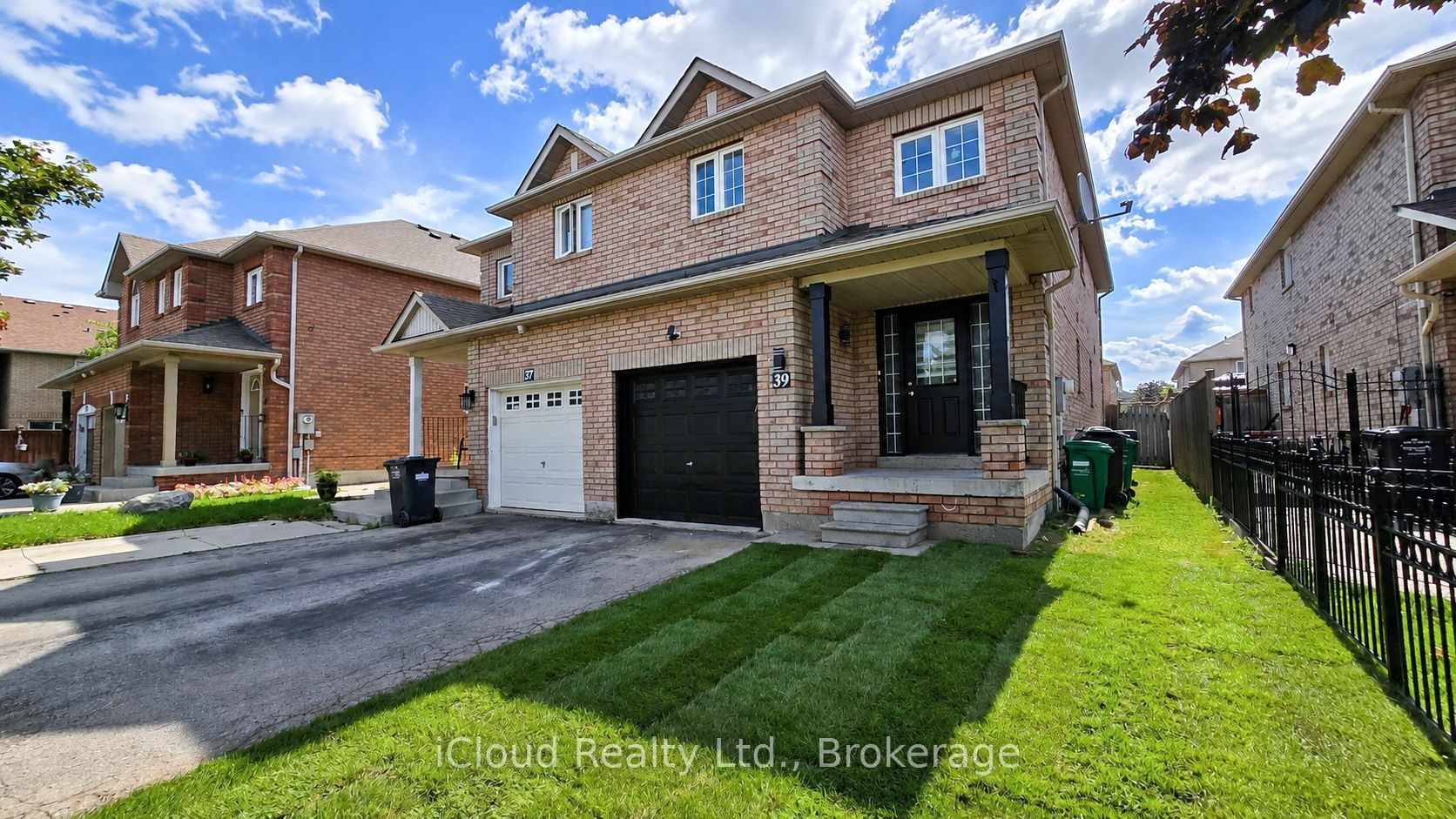 39 Manett Crescent Property Photo 1
