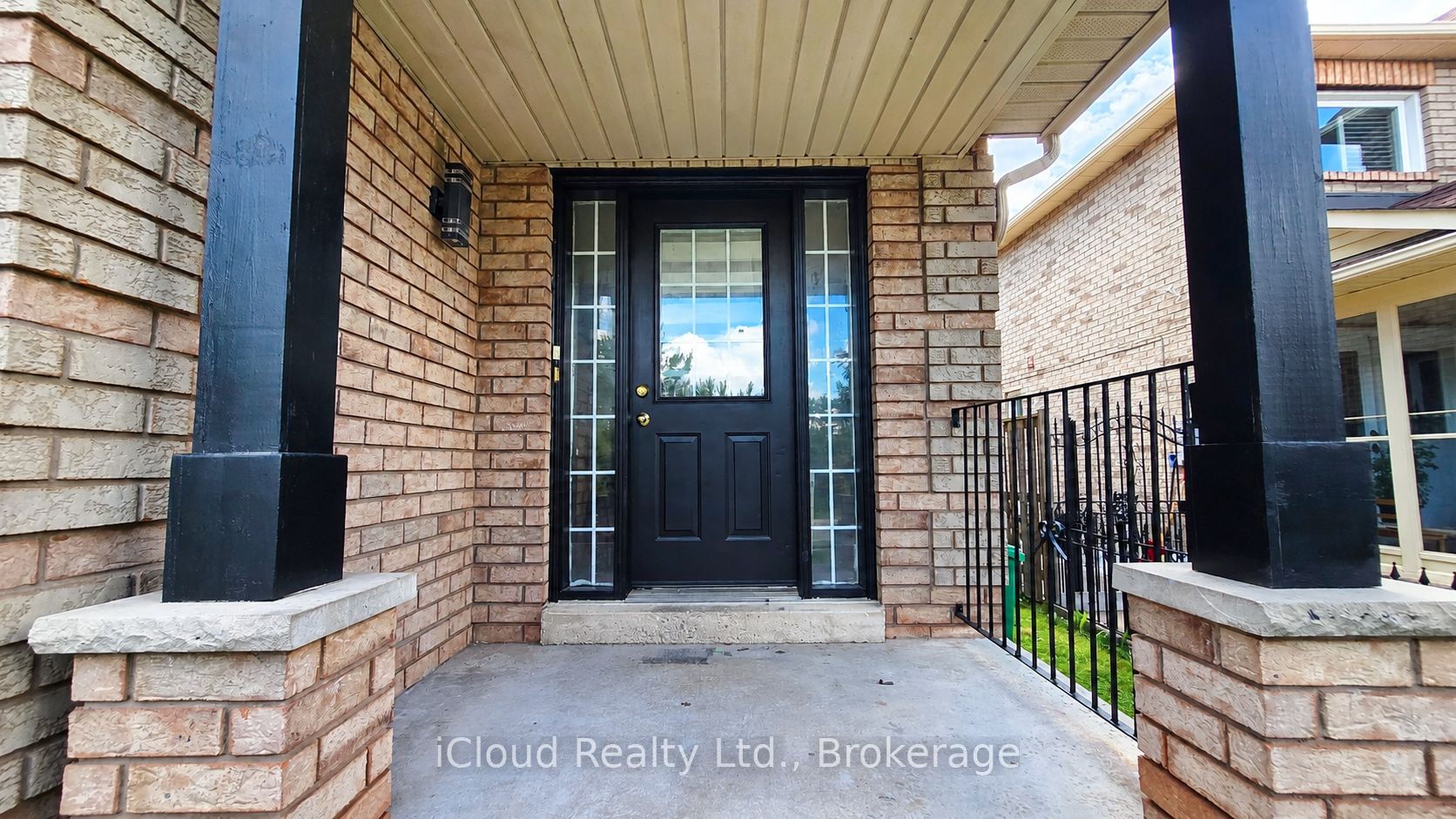 39 Manett Crescent Property Photo 3