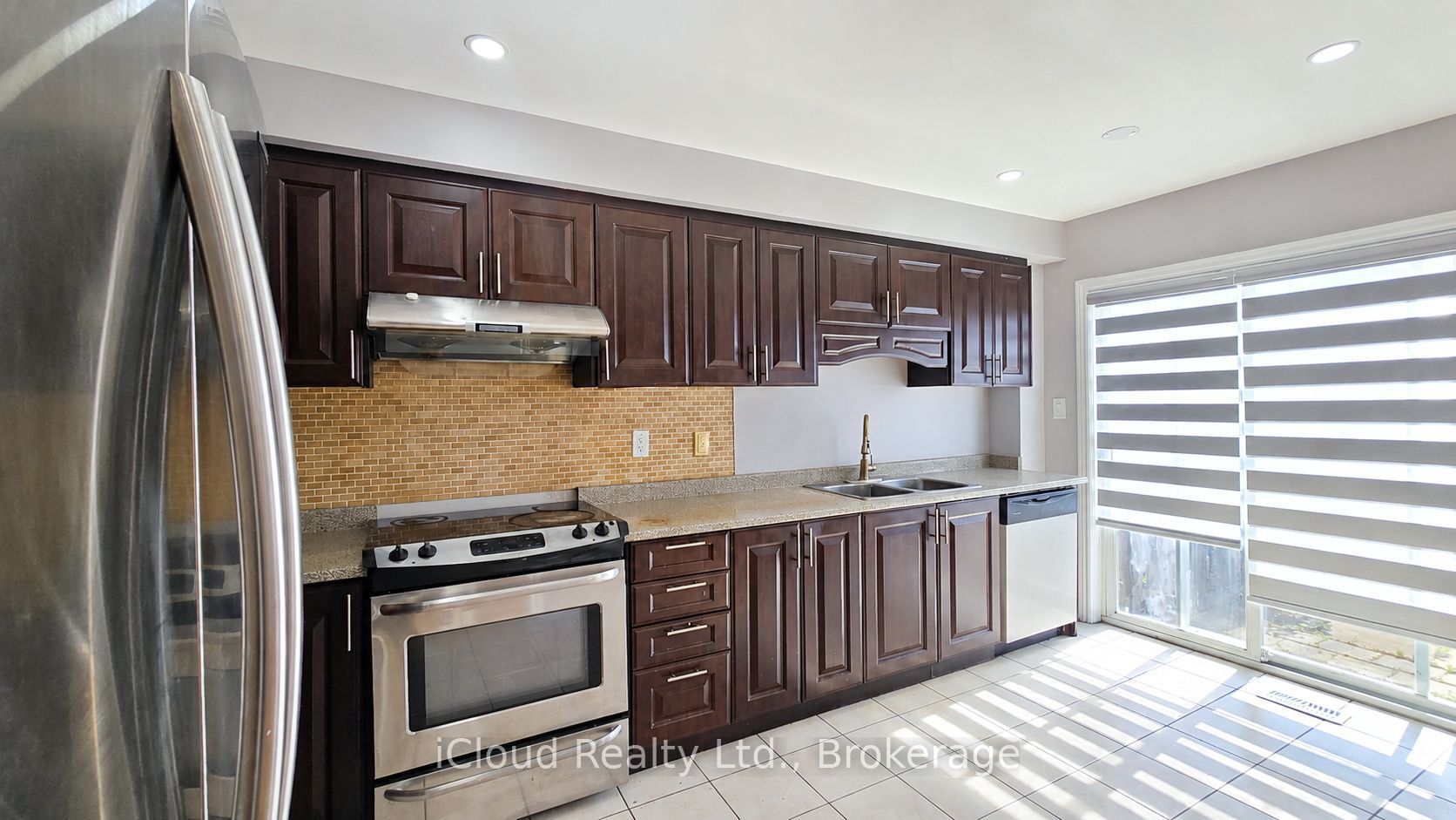 39 Manett Crescent Property Photo 12