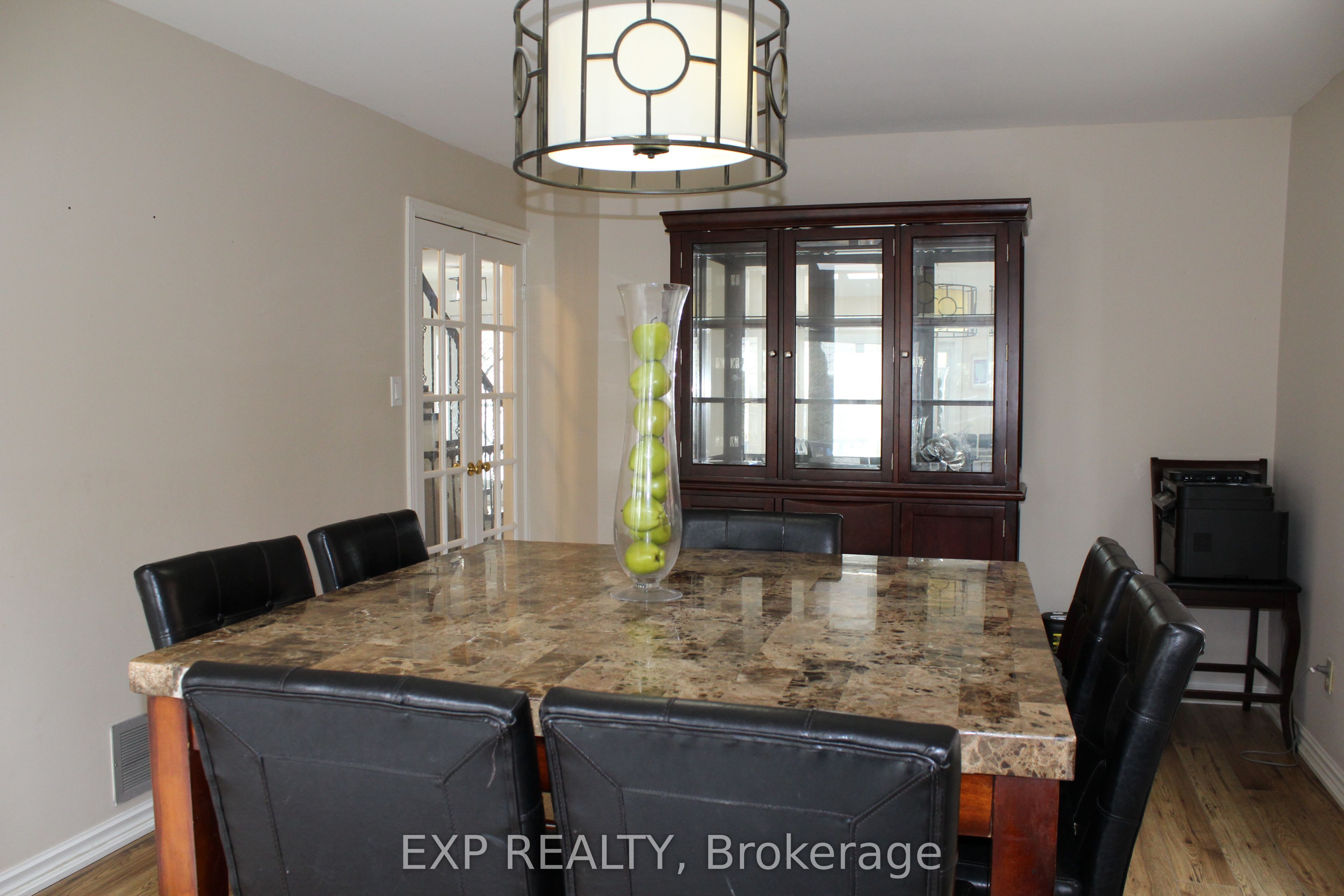 48 Howell Street Property Photo 5