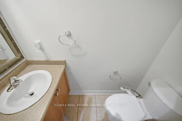 32 Midnightsun Trail Property Photo 20