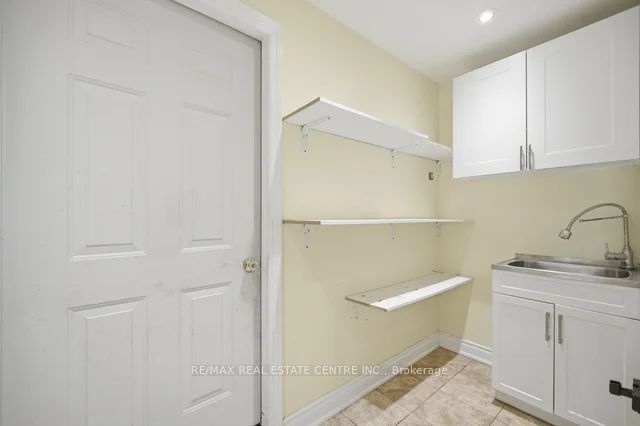 32 Midnightsun Trail Property Photo 42