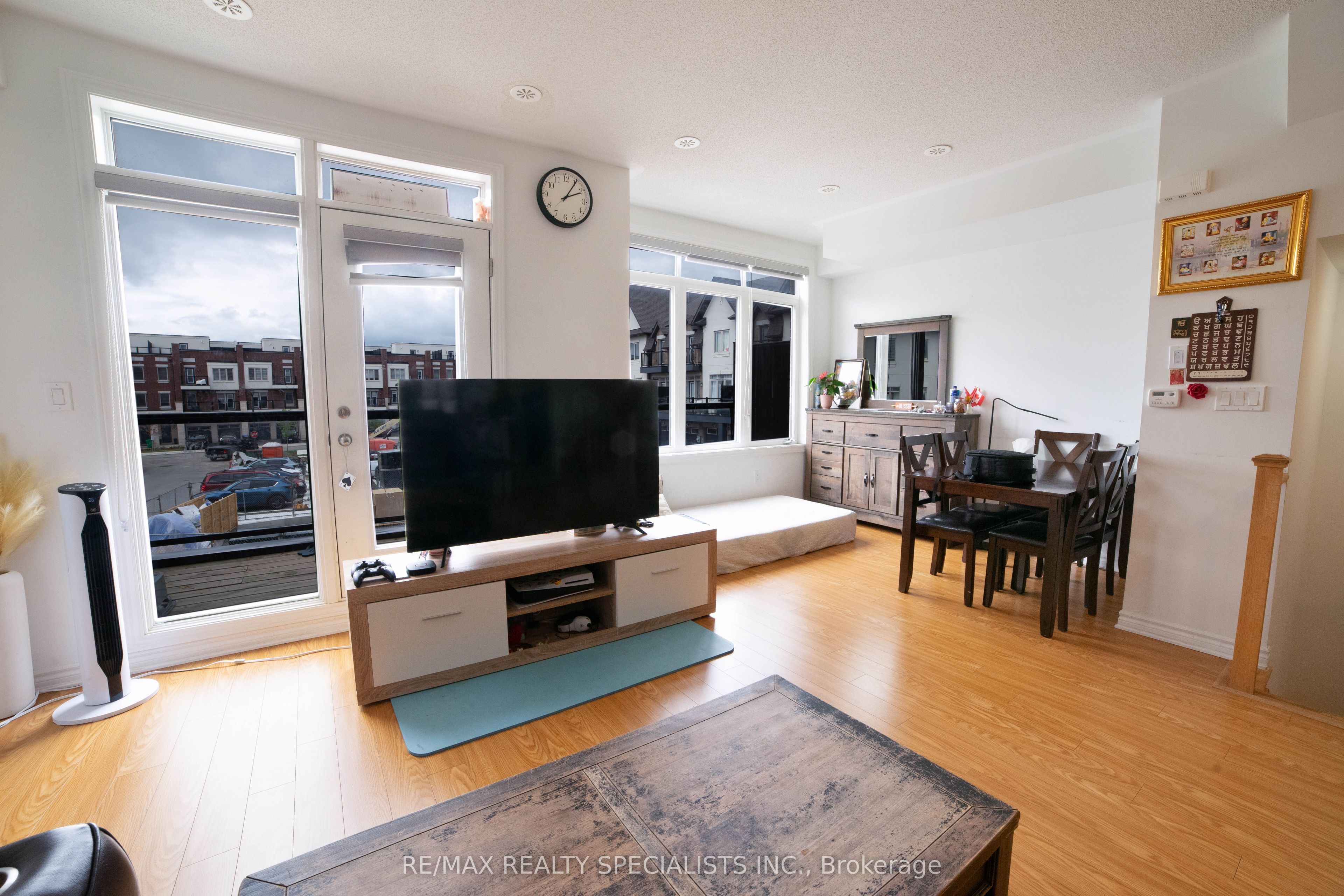 29 Tiveron Avenue Property Photo 5