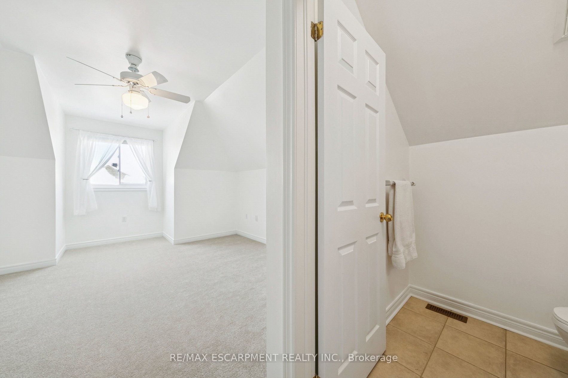 245 Centennial Forest Drive Property Photo 30