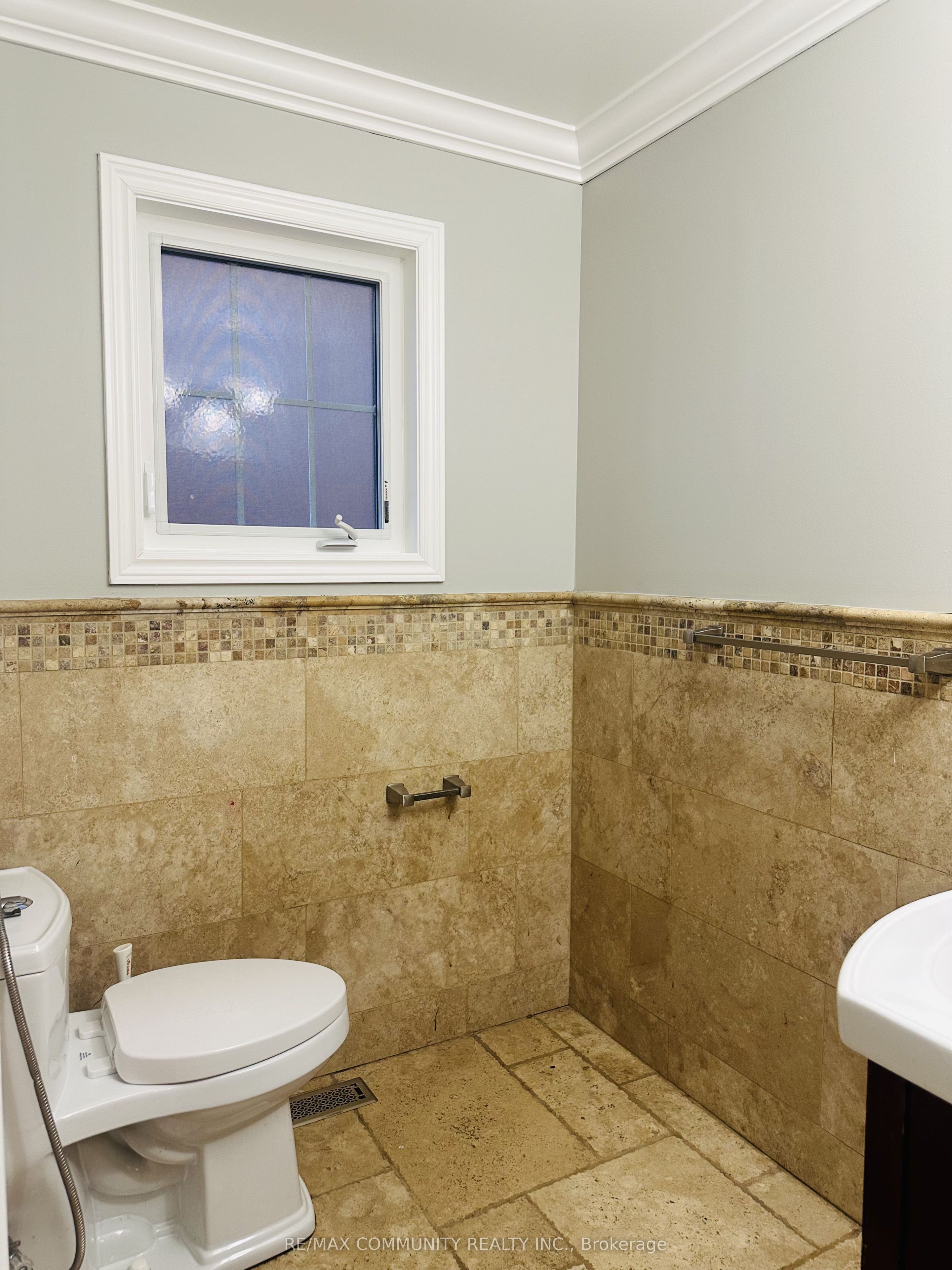 53 Hood Crescent Property Photo 12