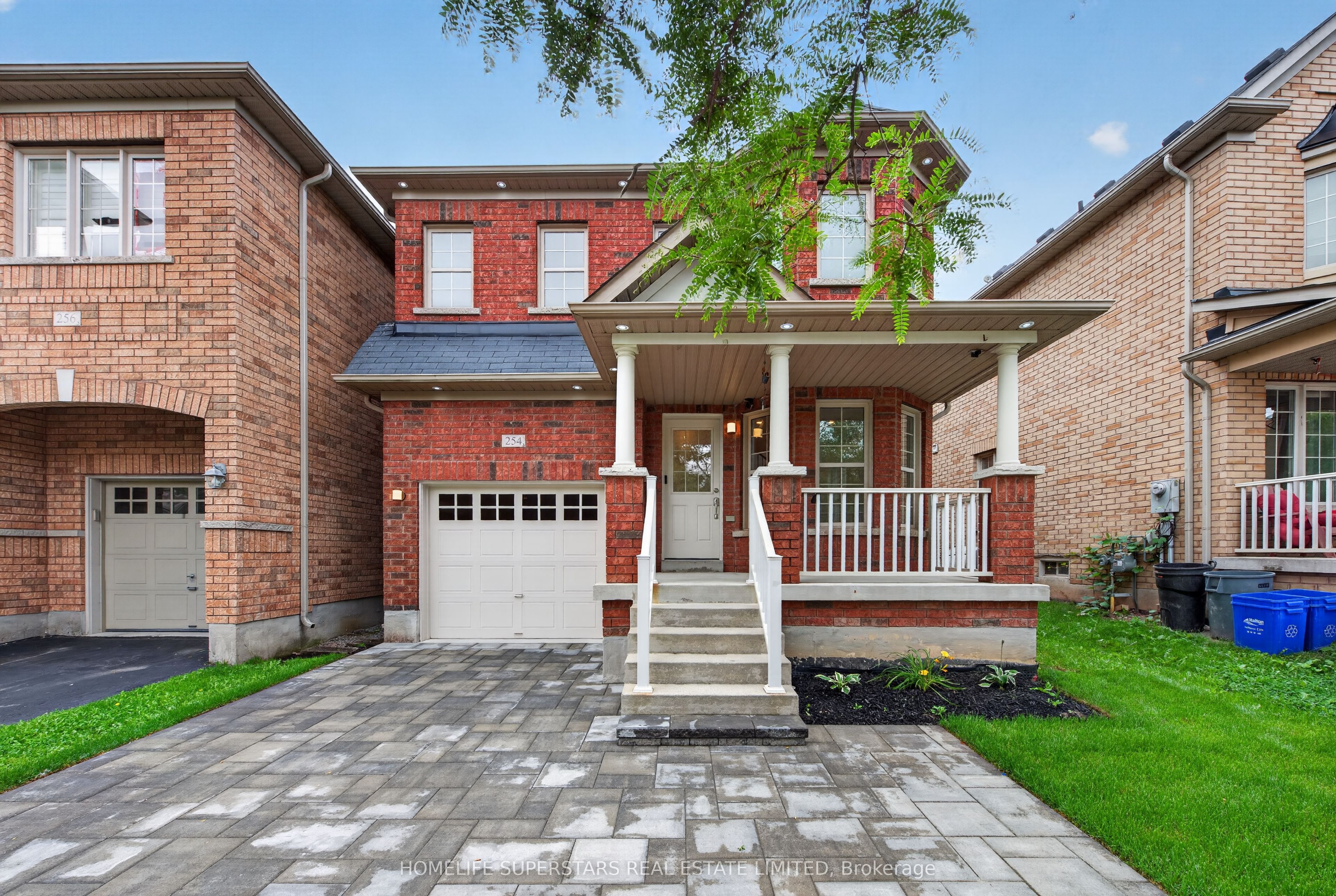 254 Giddings Crescent Property Photo 1