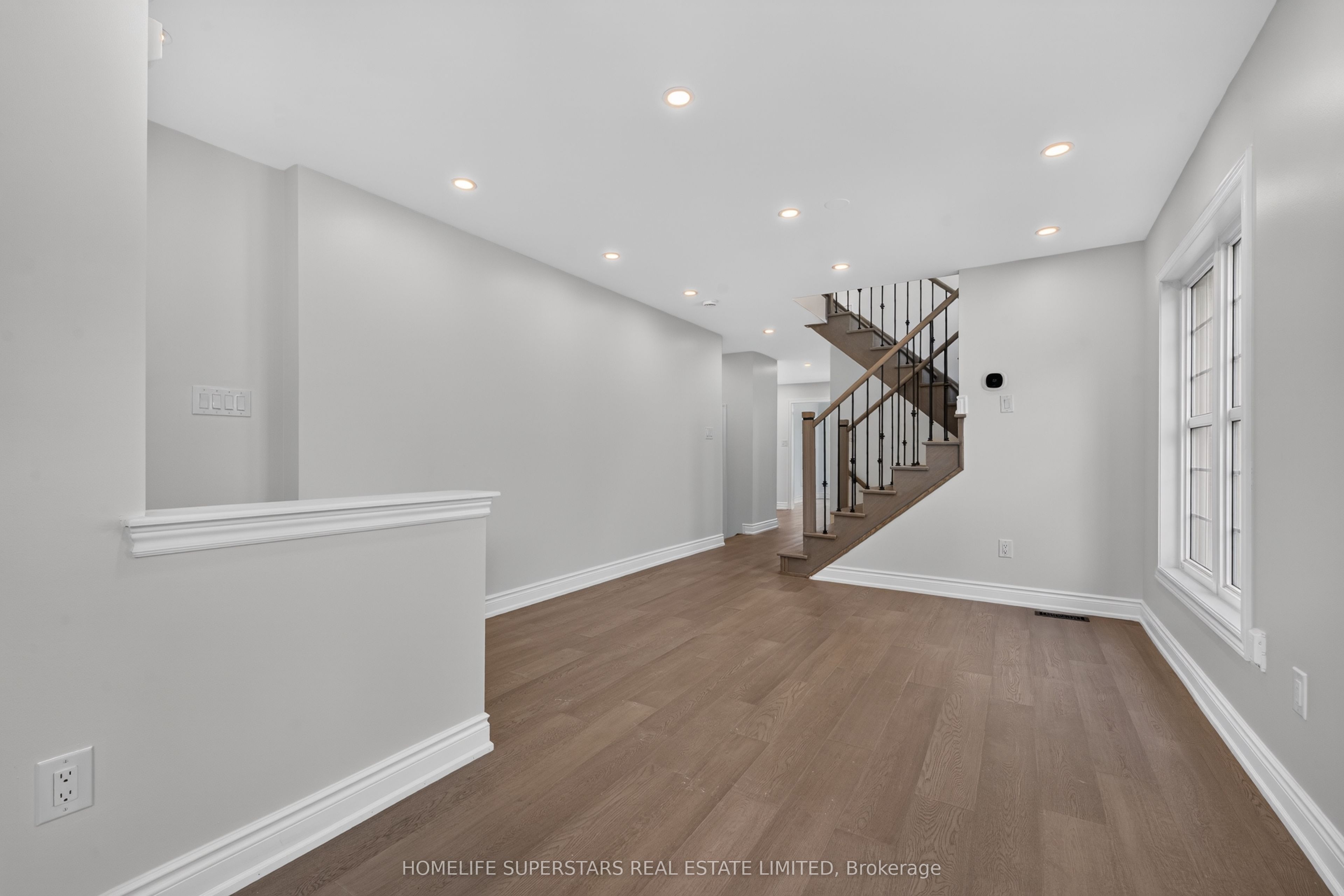 254 Giddings Crescent Property Photo 11