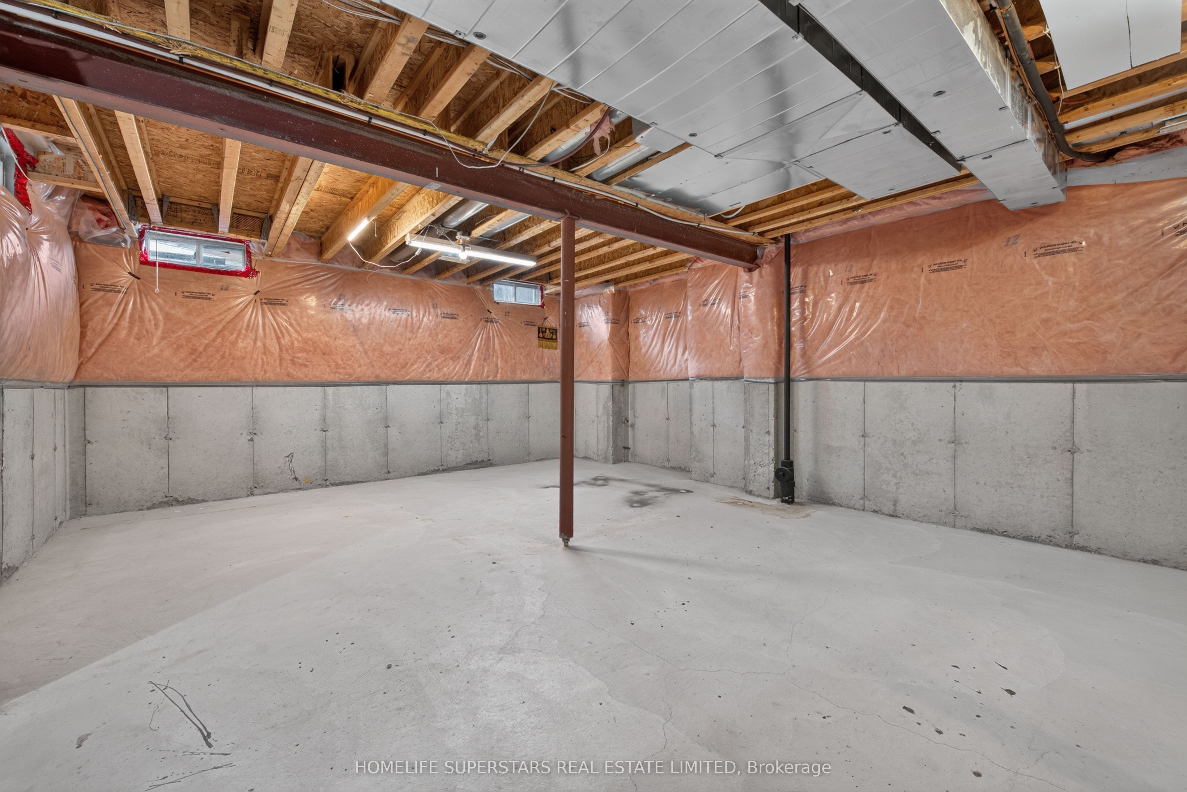 254 Giddings Crescent Property Photo 43