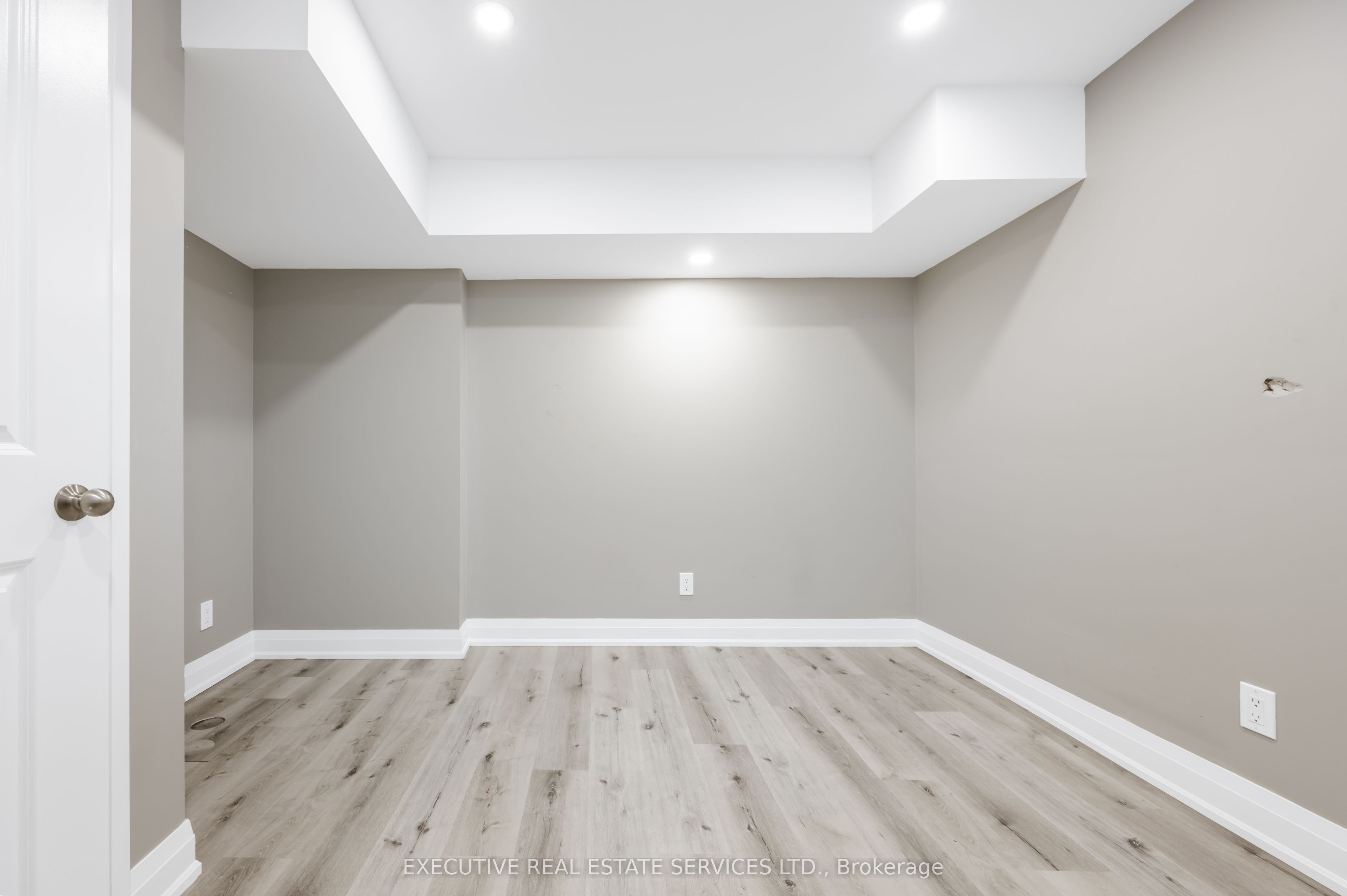 61 Truro (basement) Circle N Property Photo 17