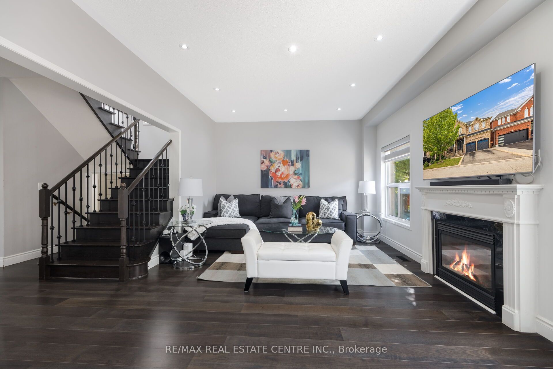54 Lockburn Crescent Property Photo 10