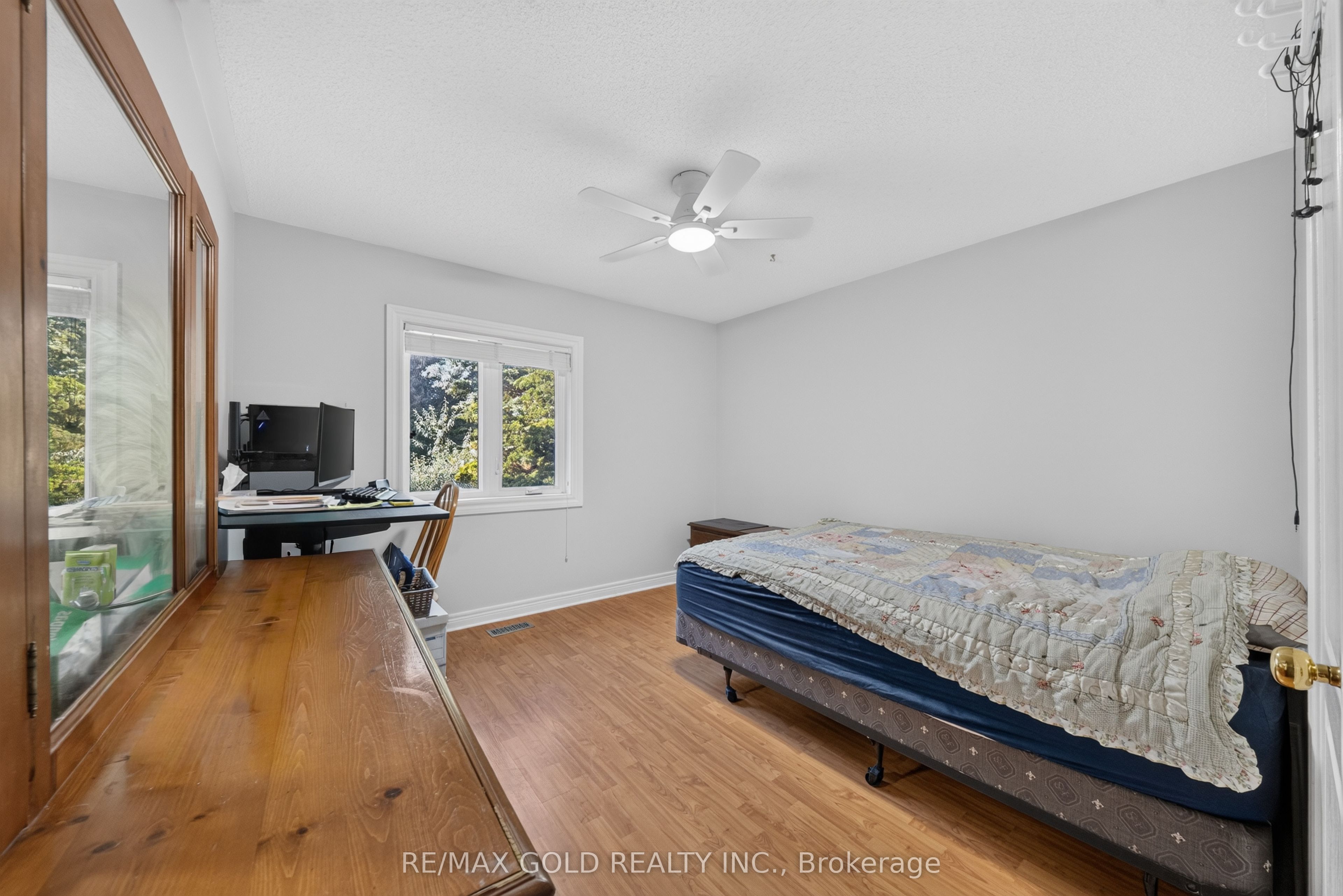 142 Pressed Brick Drive Property Photo 17