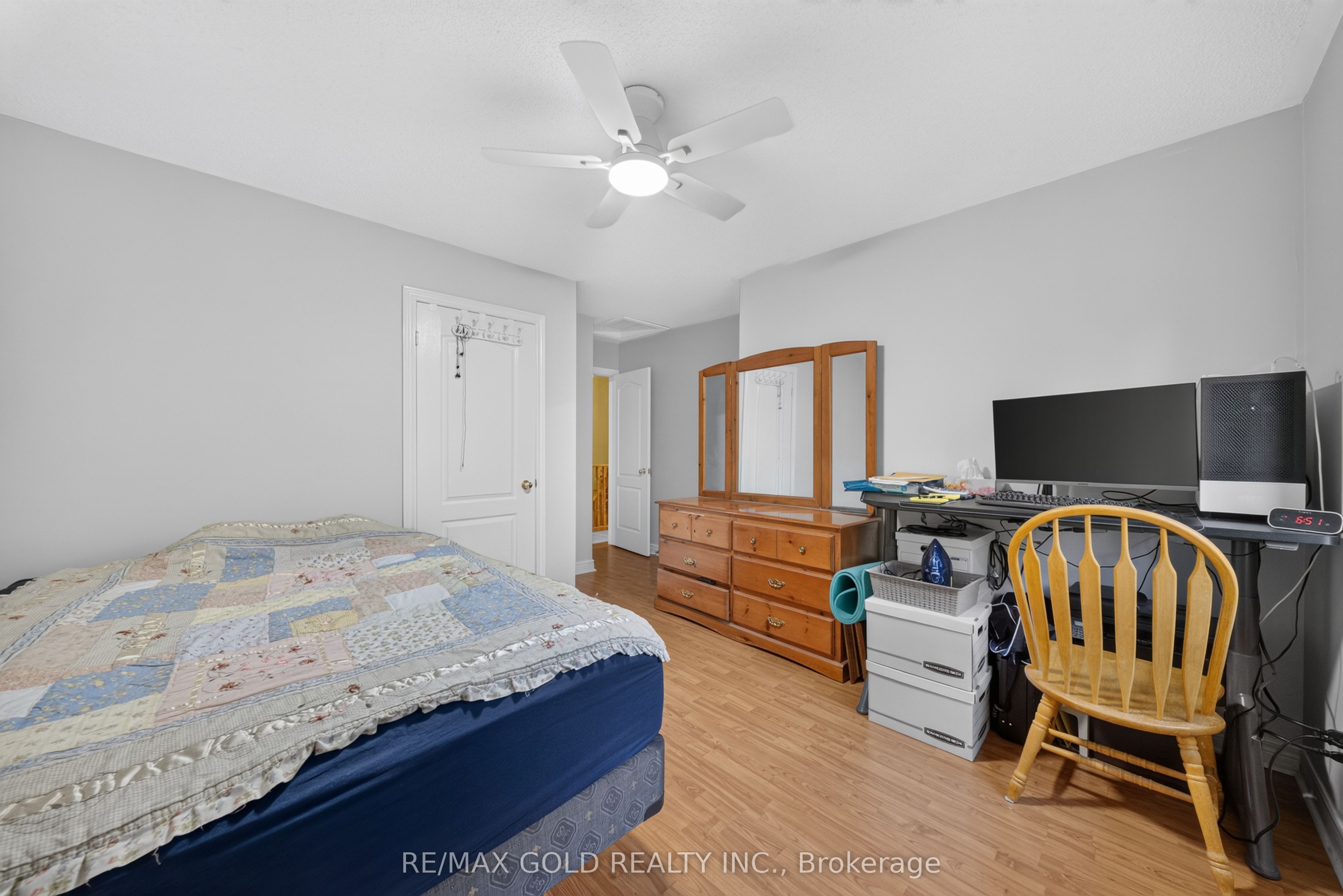 142 Pressed Brick Drive Property Photo 18