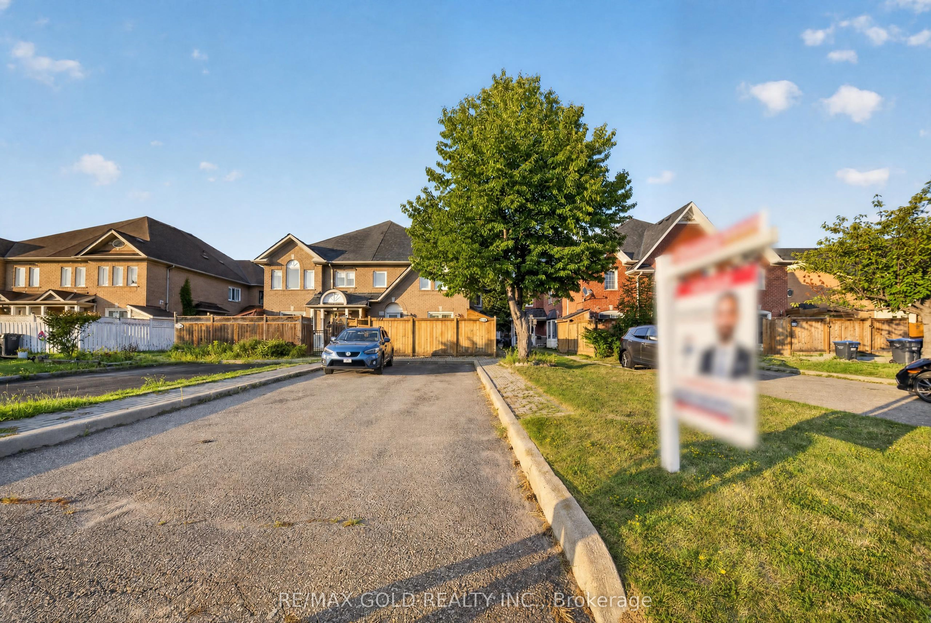 142 Pressed Brick Drive Property Photo 35