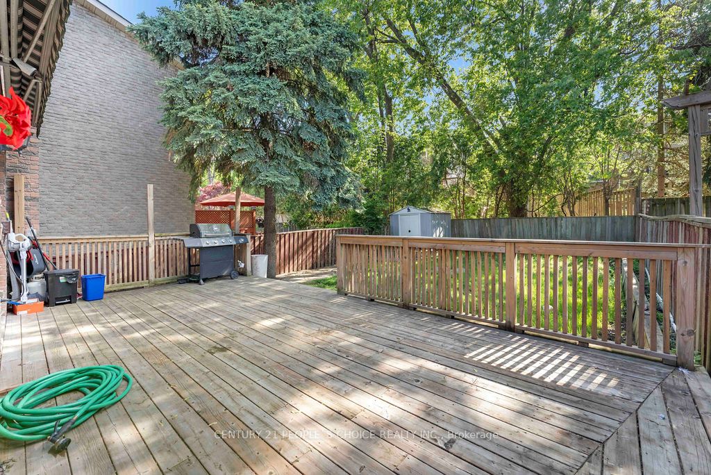 4053 Trapper Crescent Property Photo 42