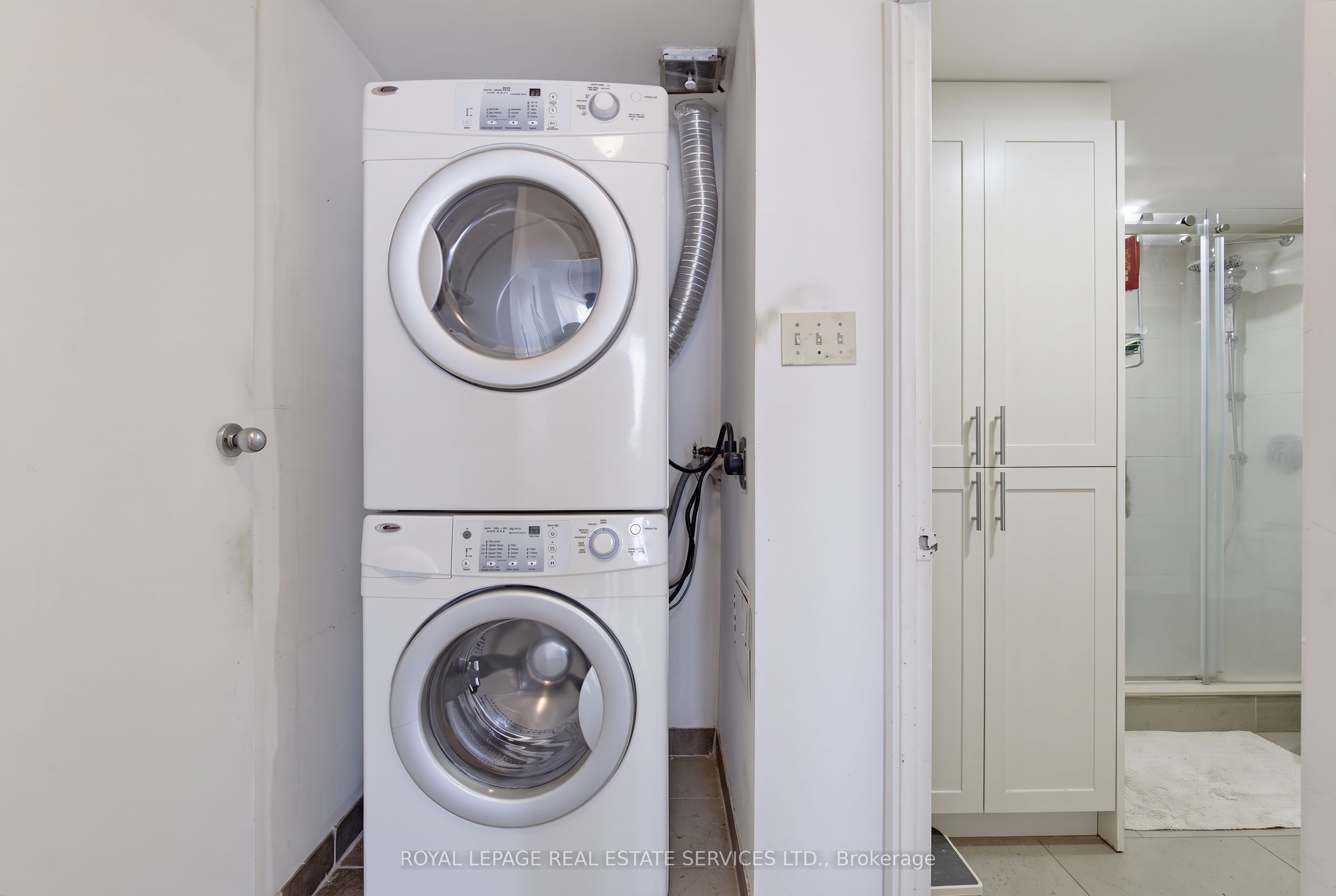 75 King Street E 1212 Property Photo 14