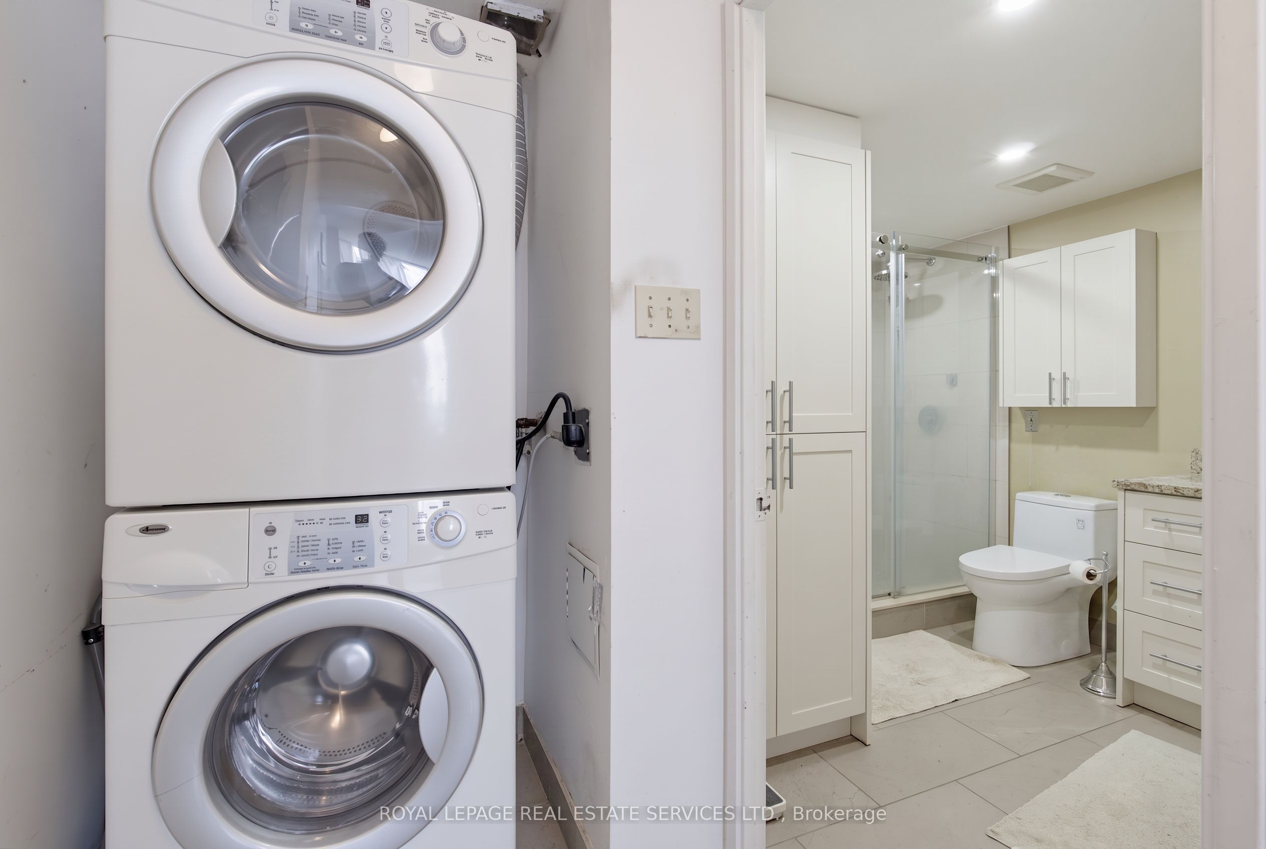 75 King Street E 1212 Property Photo 15