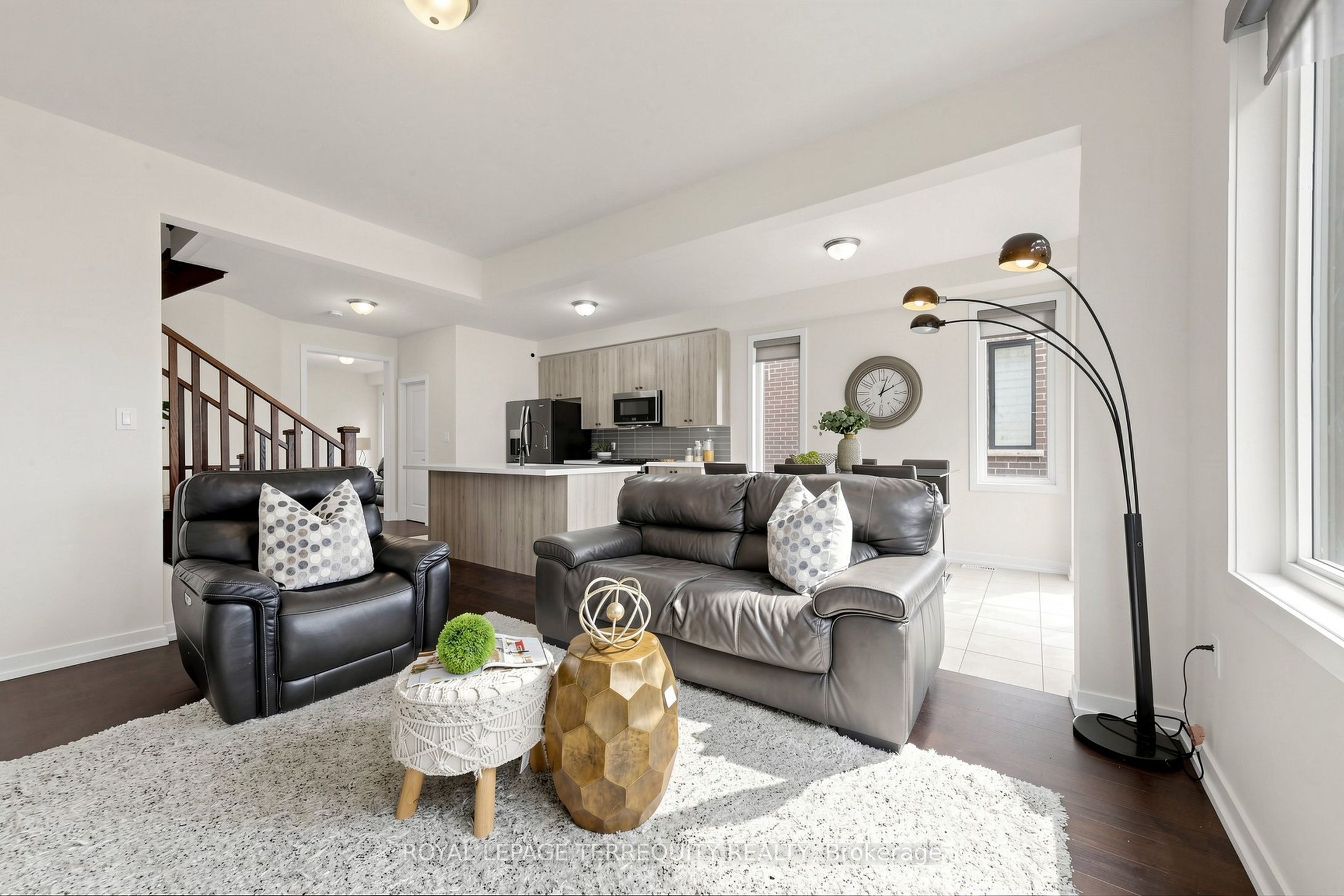 1456 Rose Way Property Photo 10