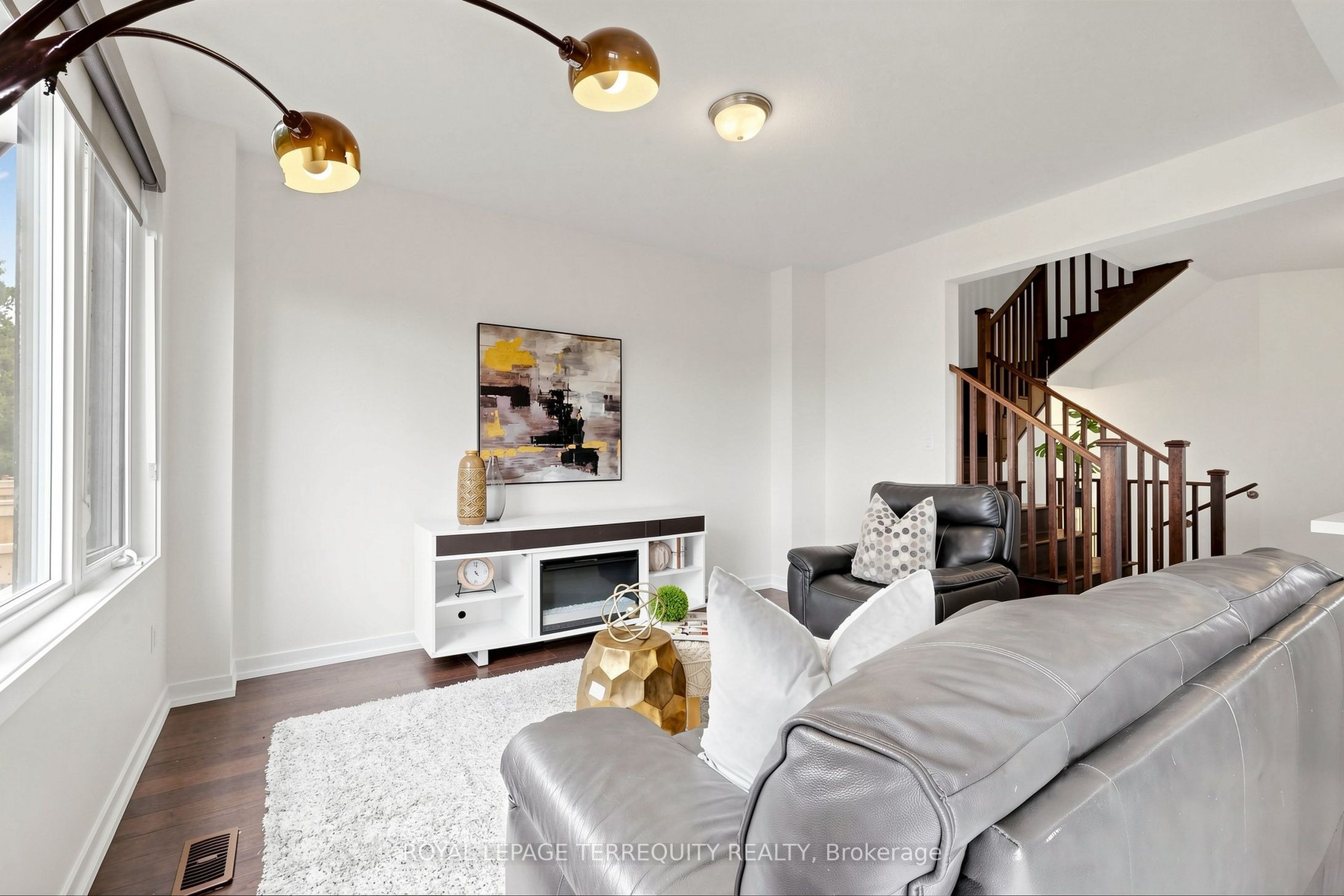 1456 Rose Way Property Photo 11