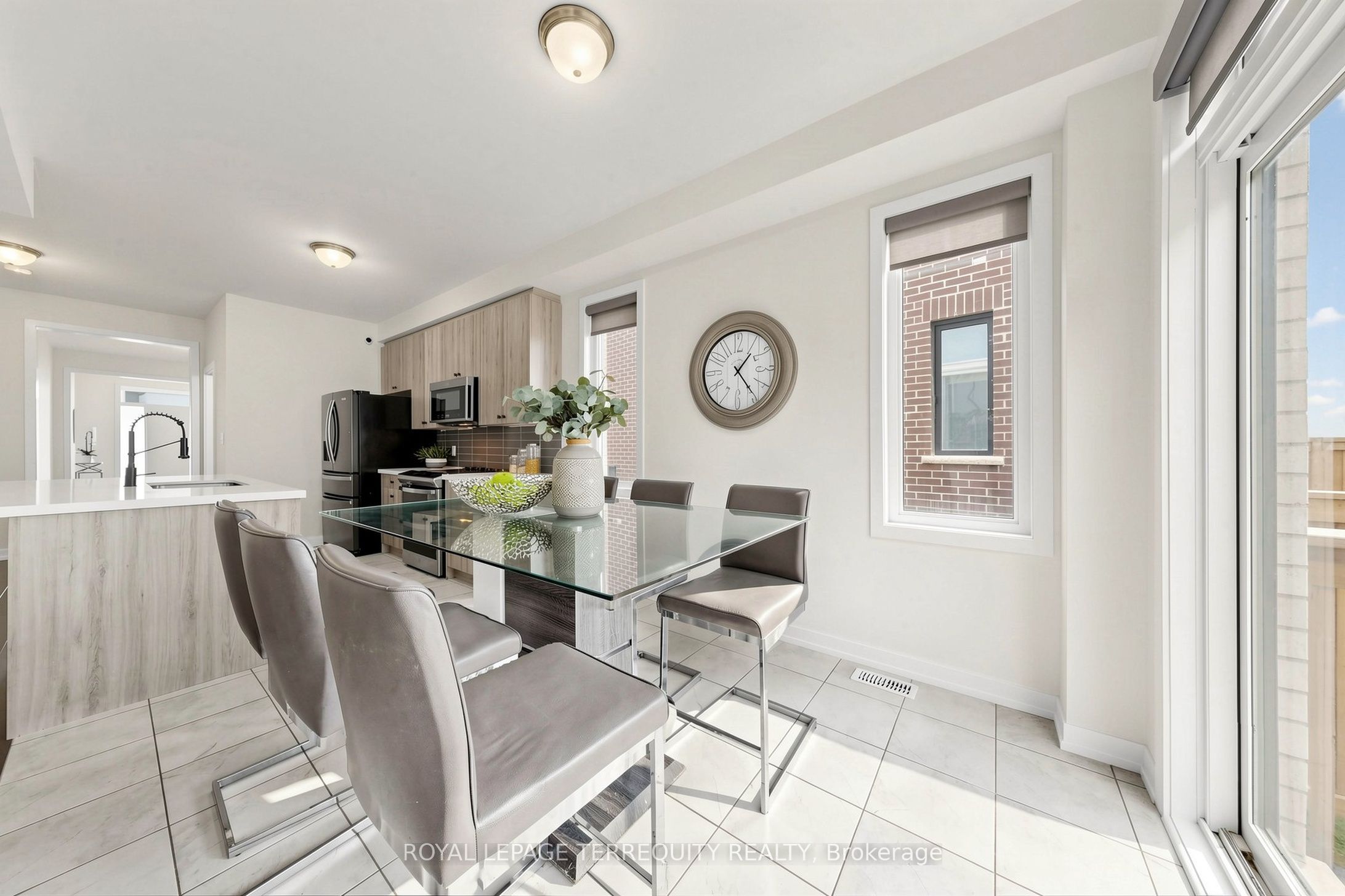 1456 Rose Way Property Photo 13