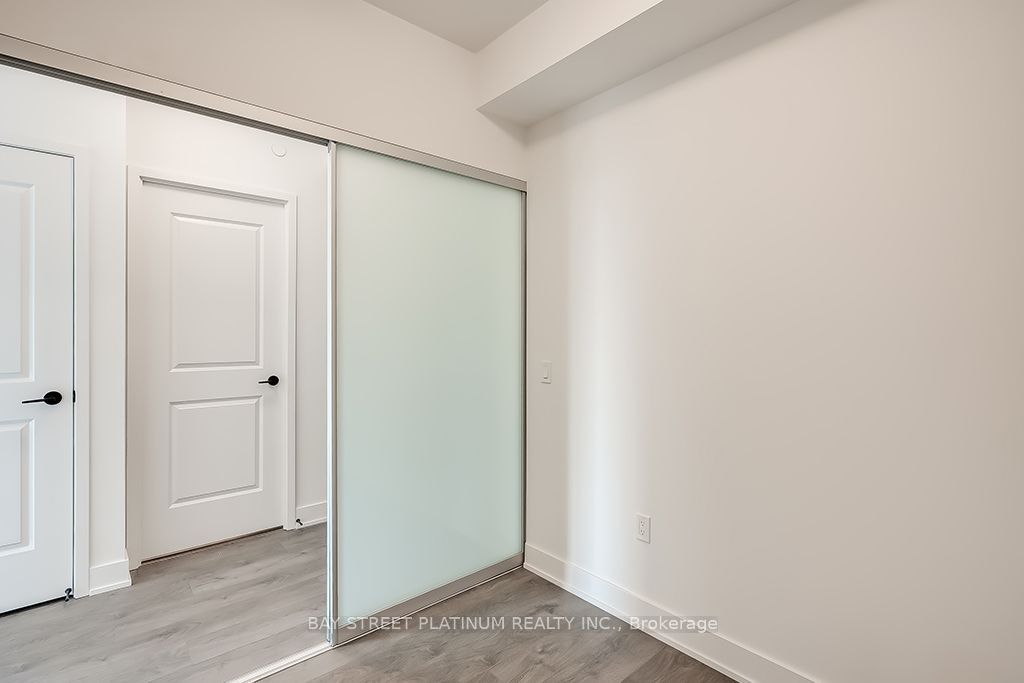 2343 Khalsa Gate W 537 Property Photo 20