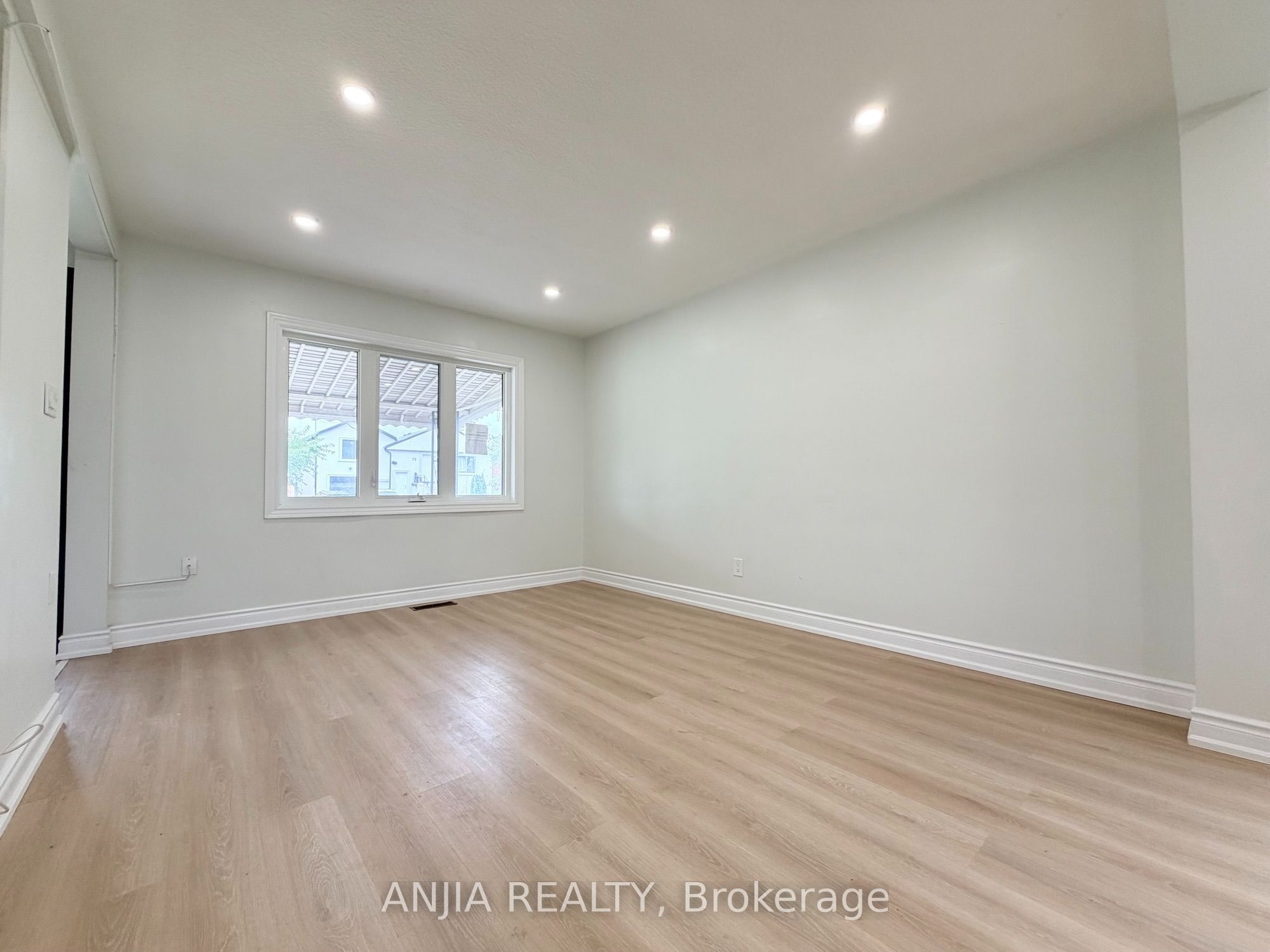 77 Nash Drive Property Photo 5