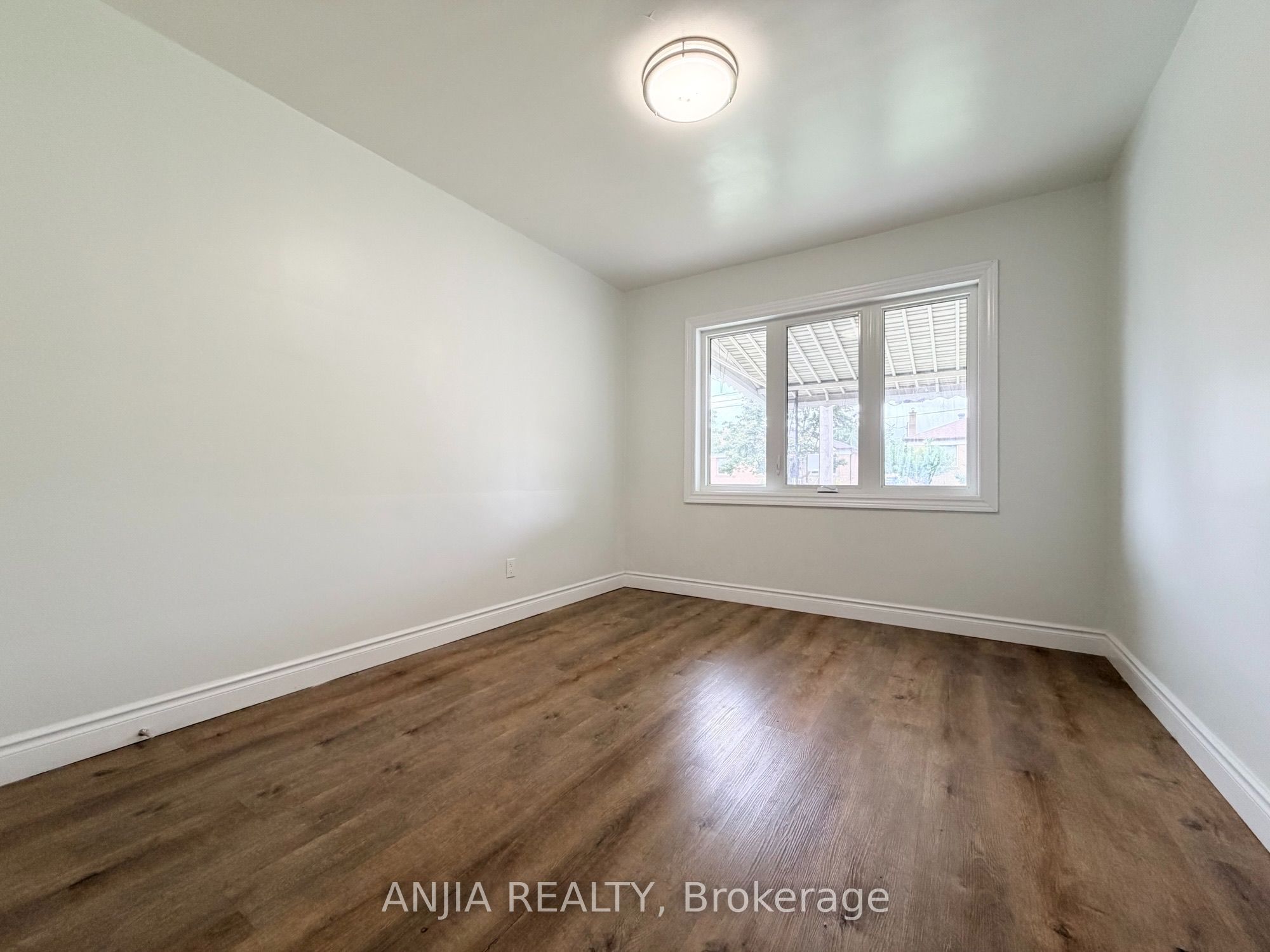 77 Nash Drive Property Photo 6